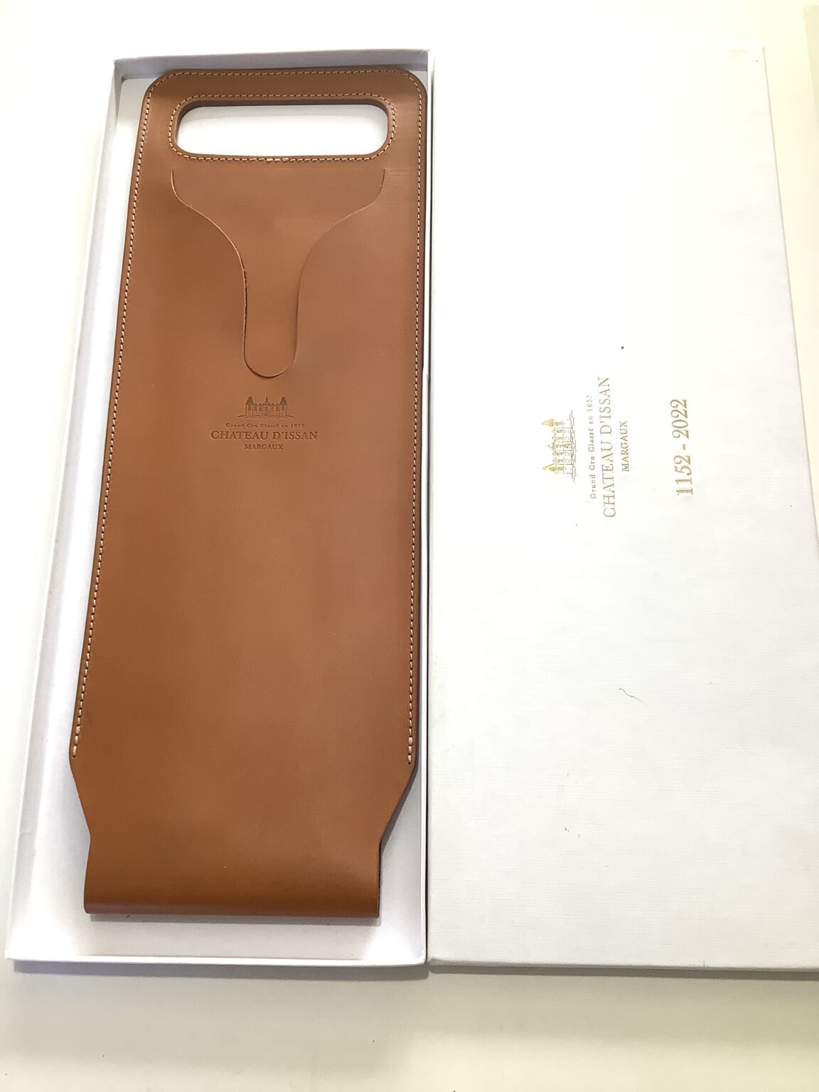 ALEXANDRE MAREUIL Chateau D D’issan 1152-2022, Hand Crafted Leather Champagne/Wine Carrier