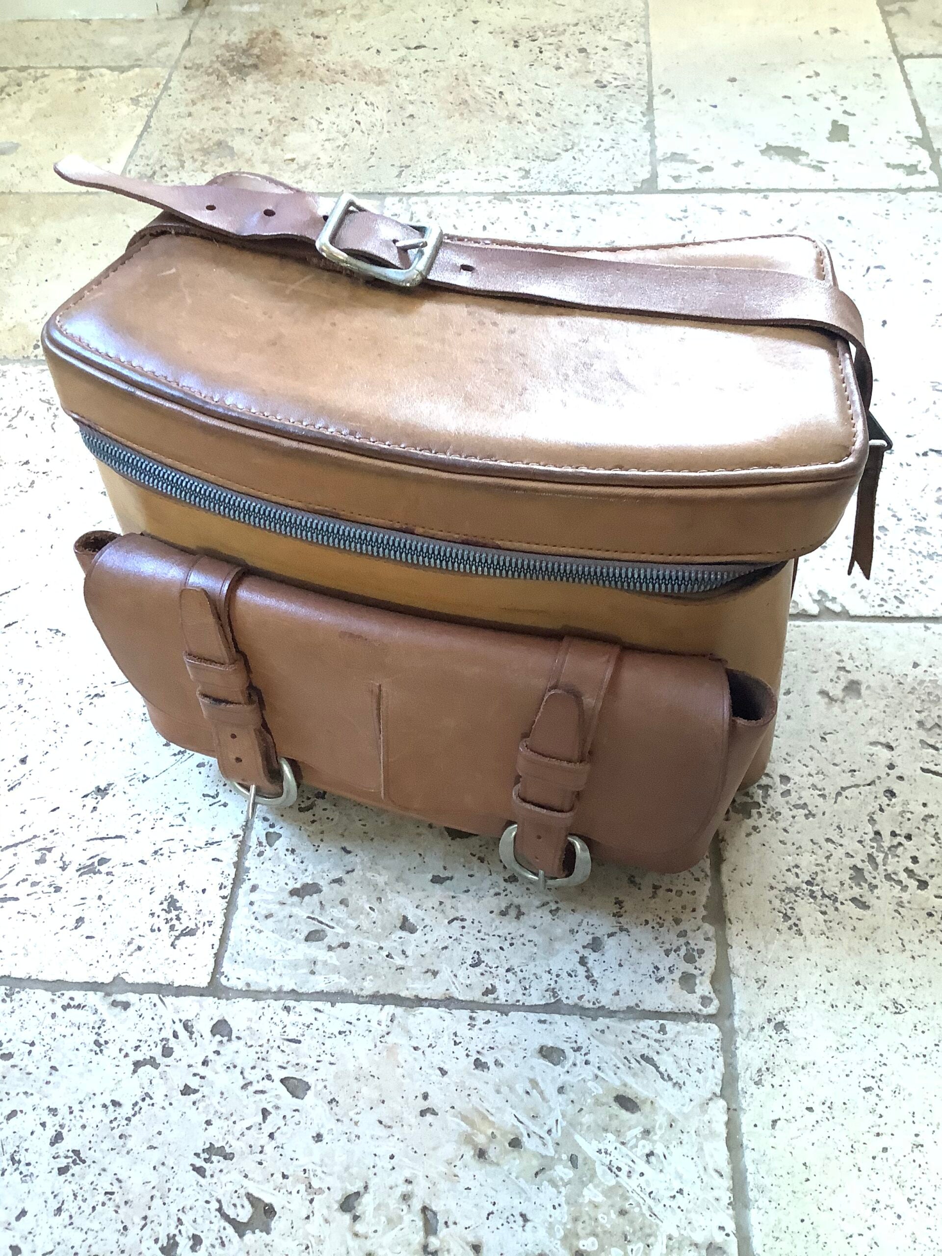 Vintage Bridle Leather Hold-all