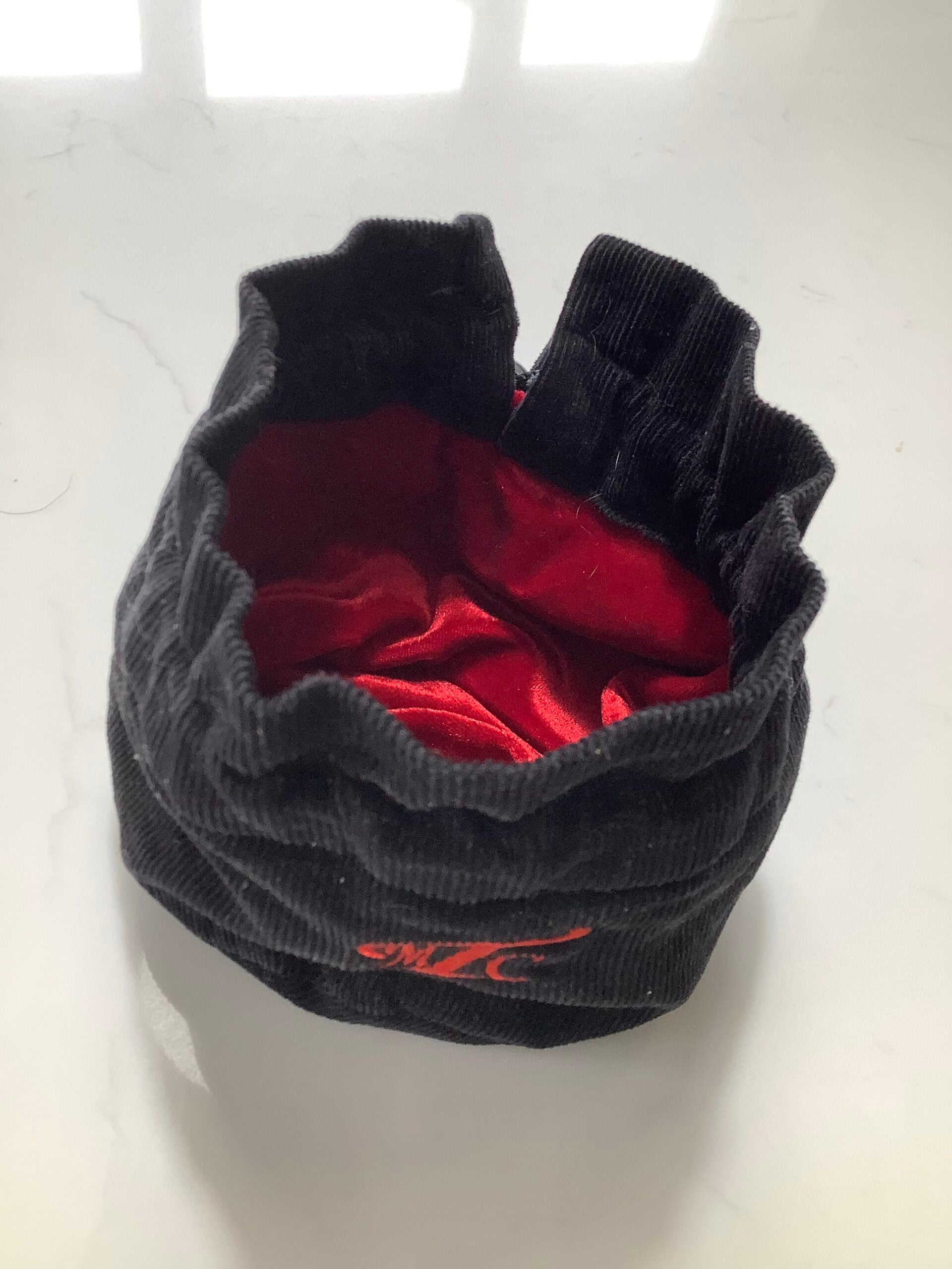 GARRY MILLS Cordaroy red velvet line Pokey bag for Centrepin upto 4 1/2”