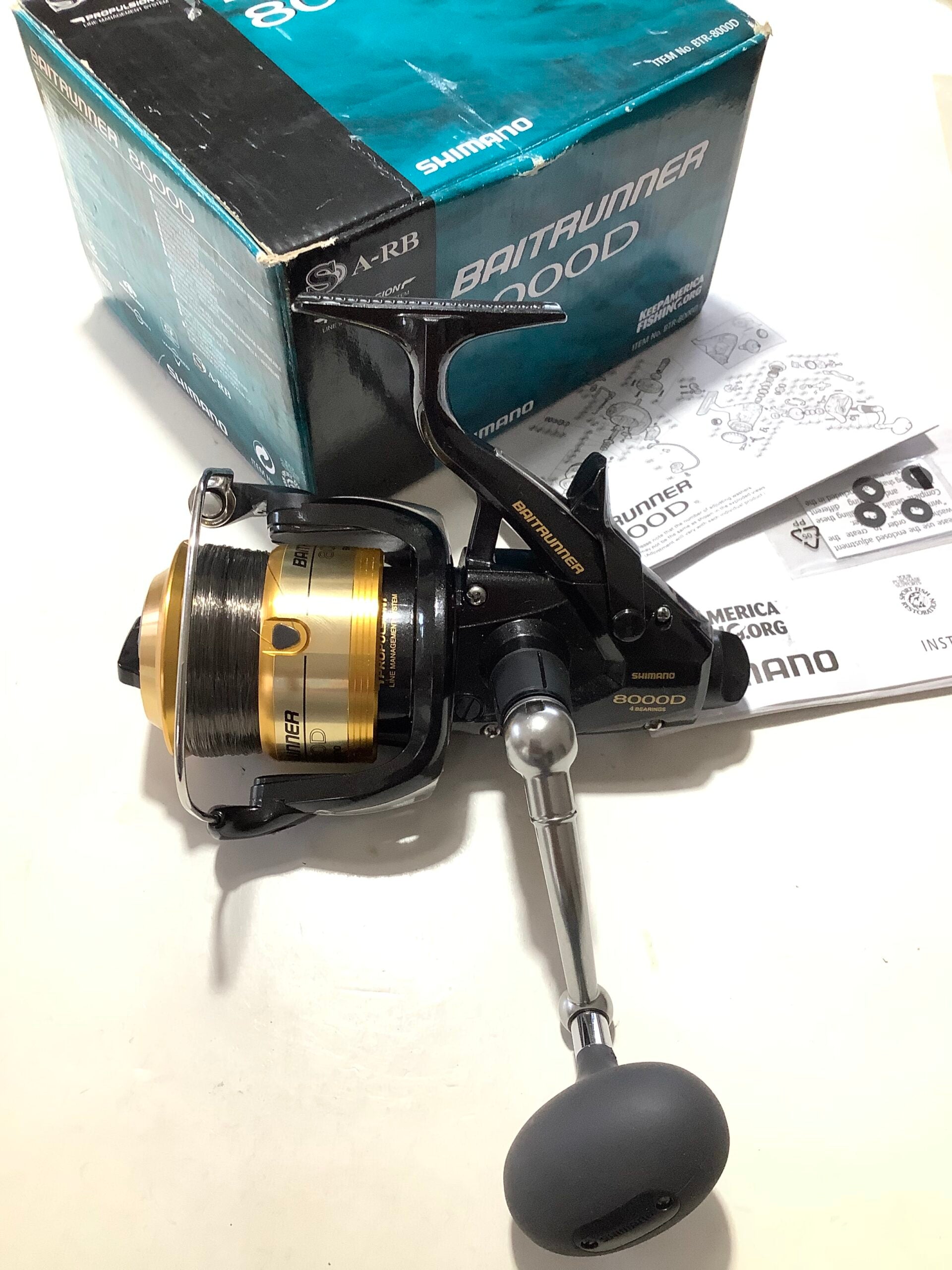Shimano 8000D Baitrunner Fixed Spool Reel