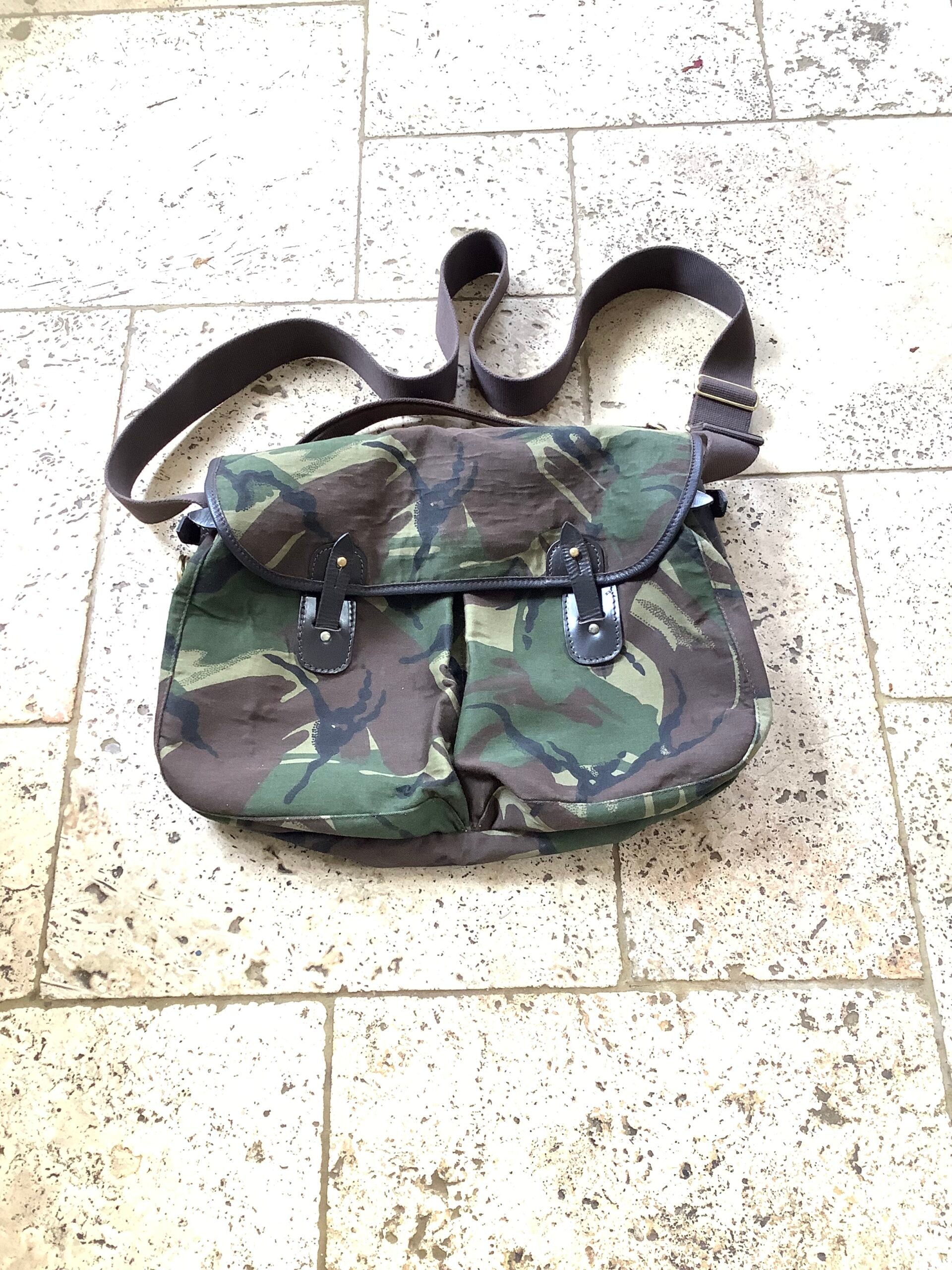 BRADY Traditional GELDERBURN Fishermans Bag