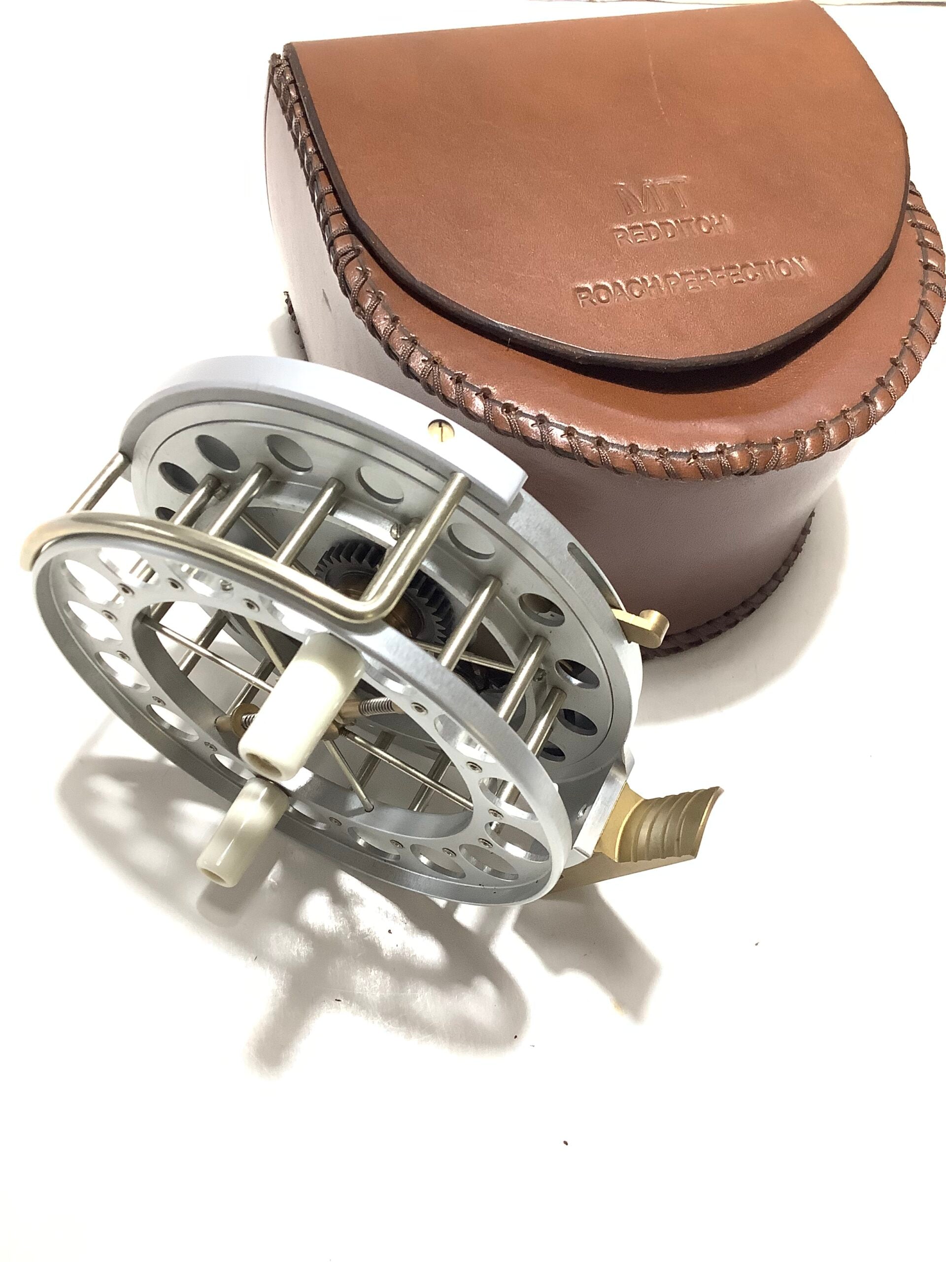 New unused GARRY MILLS “ Roach Perfection “ Limited Edition Centrepin