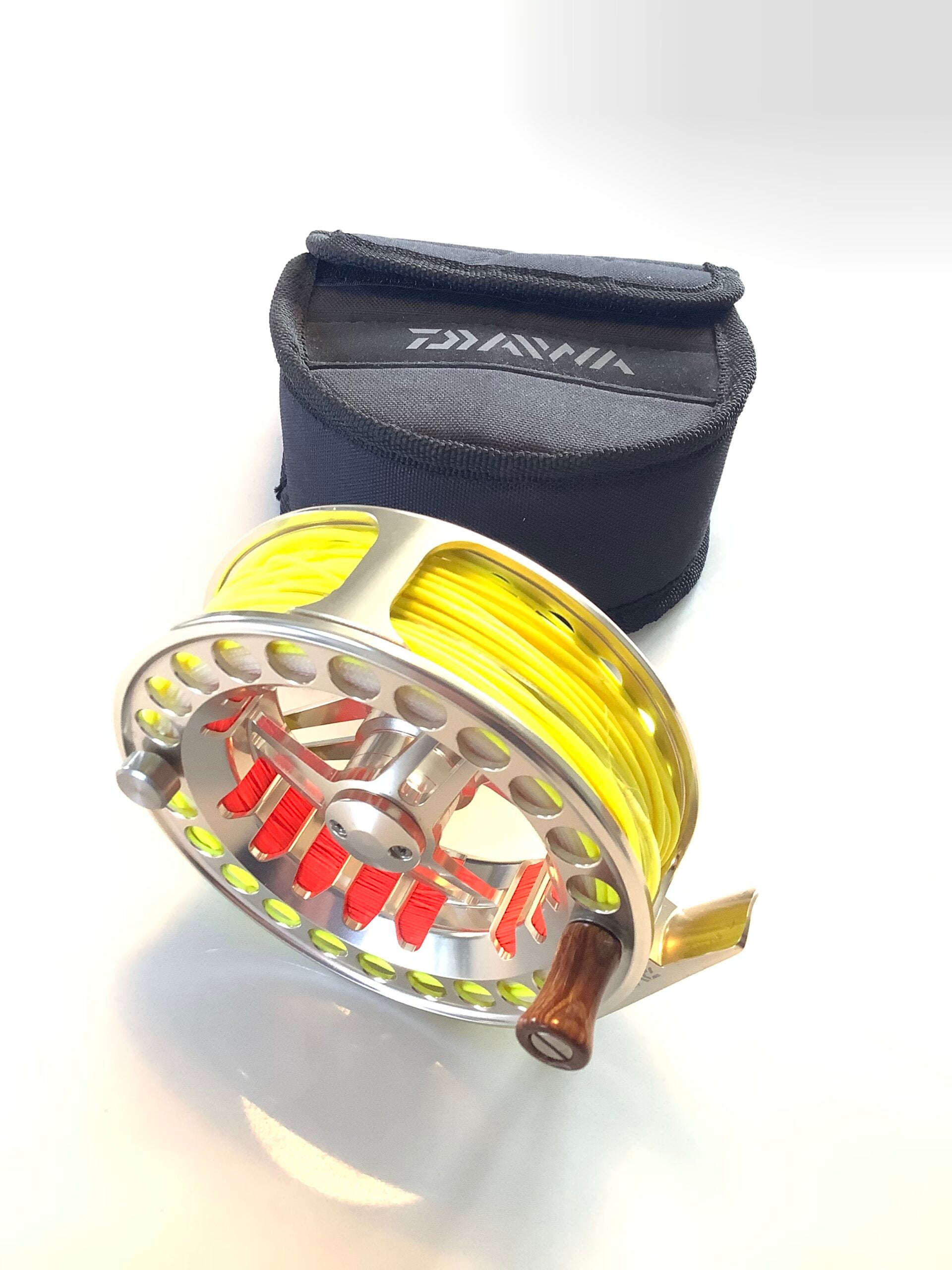 DAIWA LOCHMOR SLA 7/8 Fly Reel with New Line