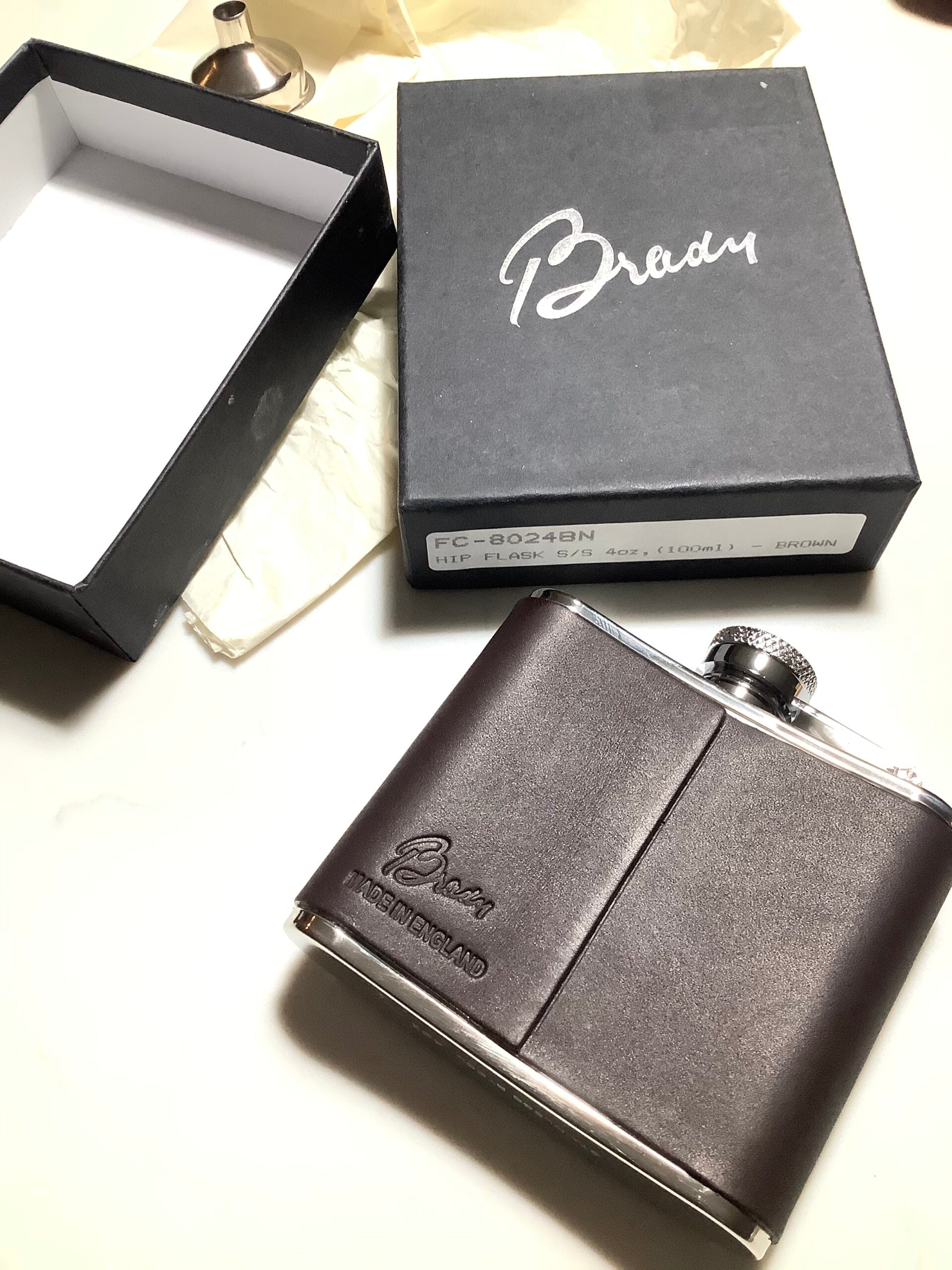 New unused BRADY leather Hip Flask