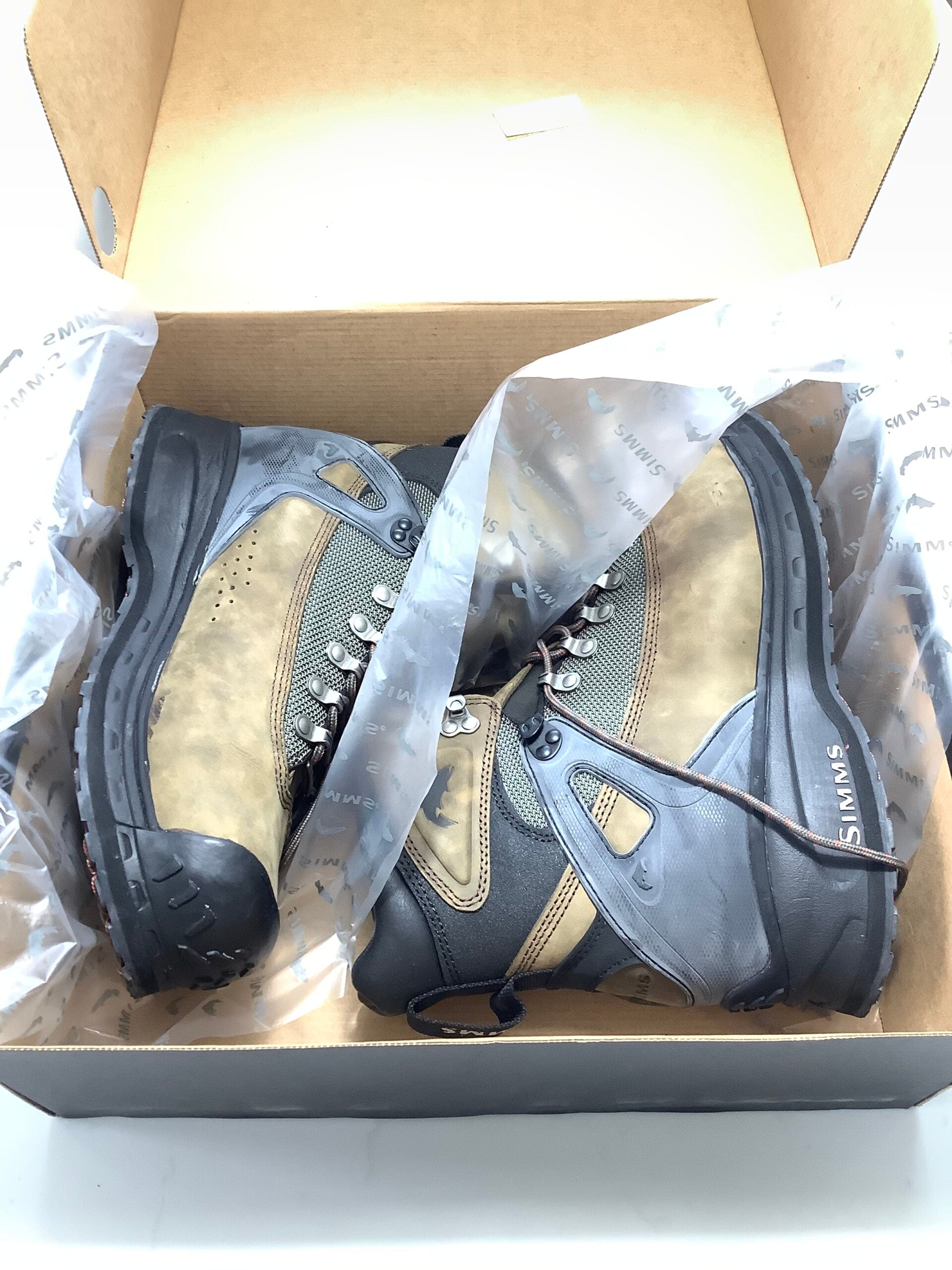 NEW SIMMS Guide Boot-Aqua Stealth size 10 UK