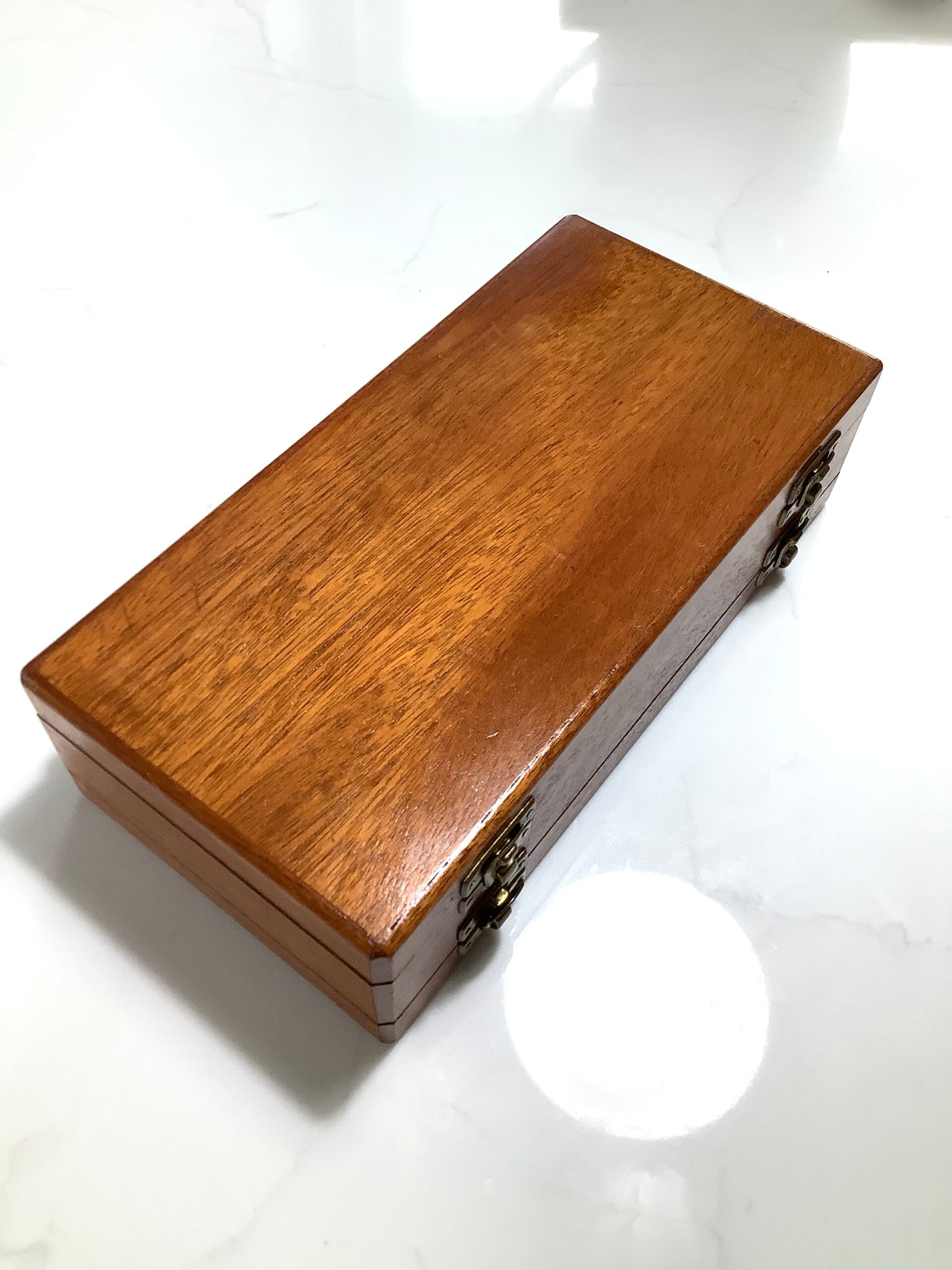 Double Compartment Richard Wheatley Mahogany Fly Box with a good selections of J:Son Flies