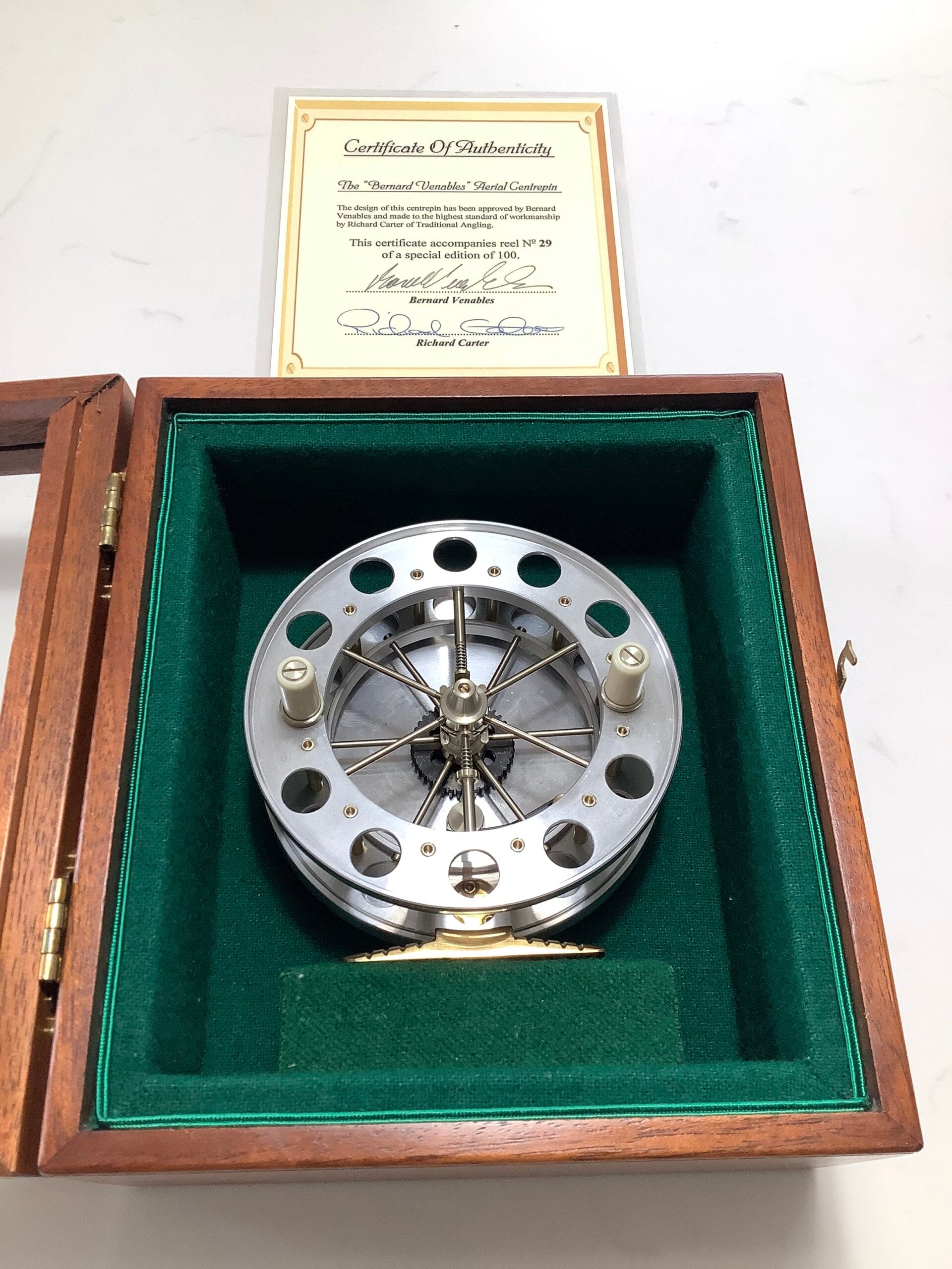 Rare RICHARD CARTER 41/2“ BERNARD VENABLES “ Limited Edition Centrepin