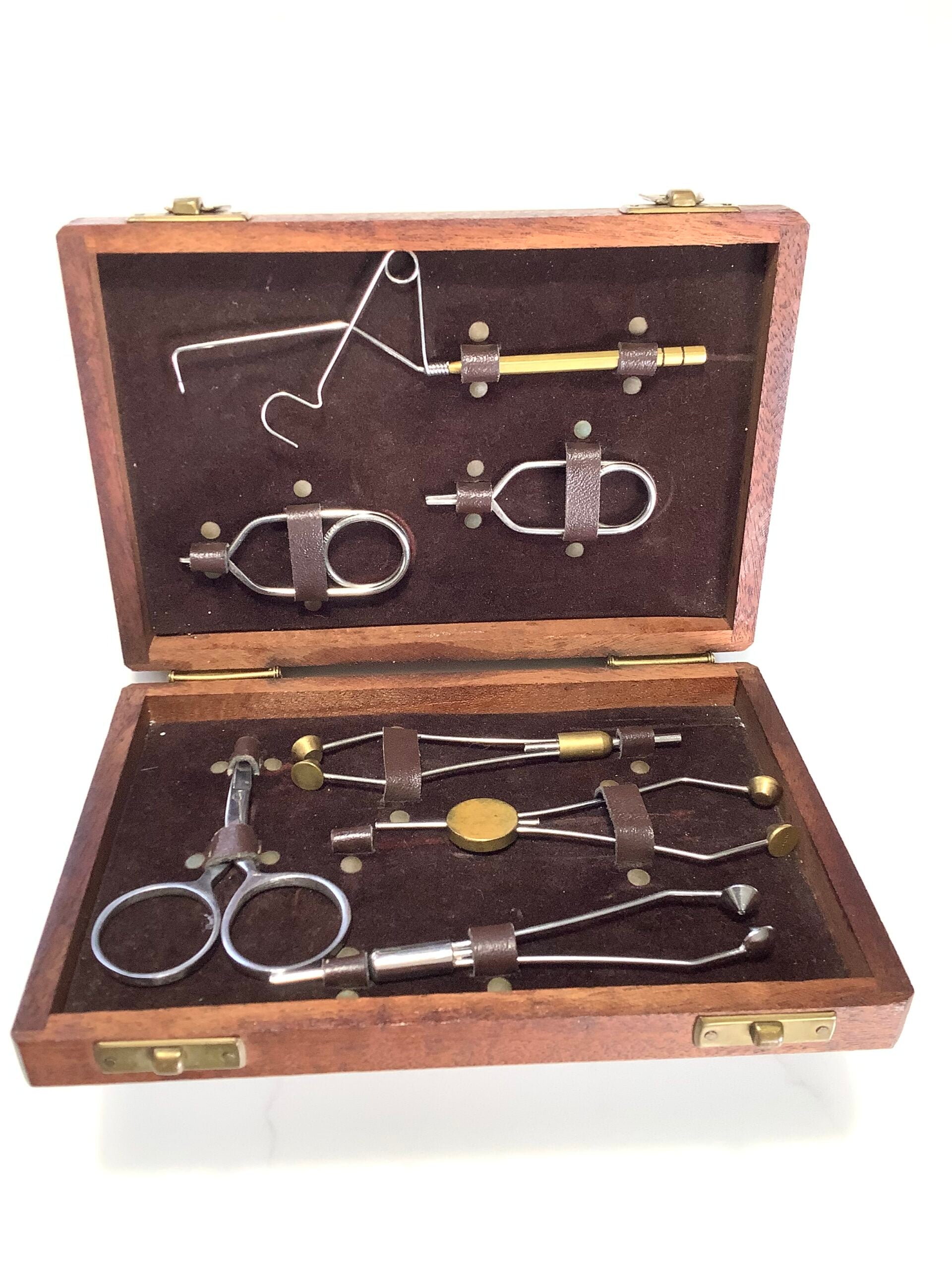 Scarce Vintage Richard Wheatley Mahogany Cased Fly Tyers Travelling Tool Set.