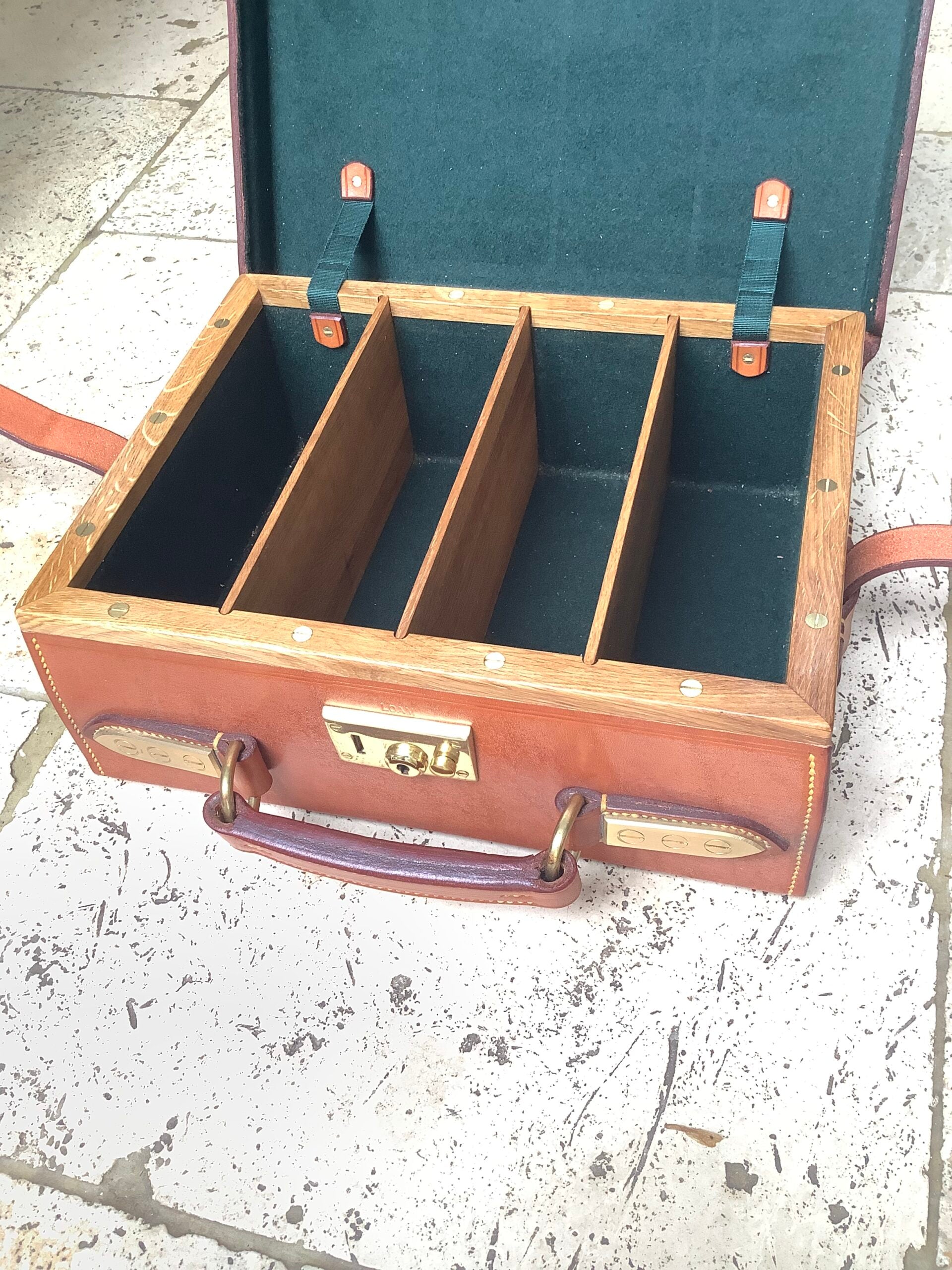 PETER LOAM HANDCRAFTED LEATHER OAK MAGAZINE/TACKLE CASE