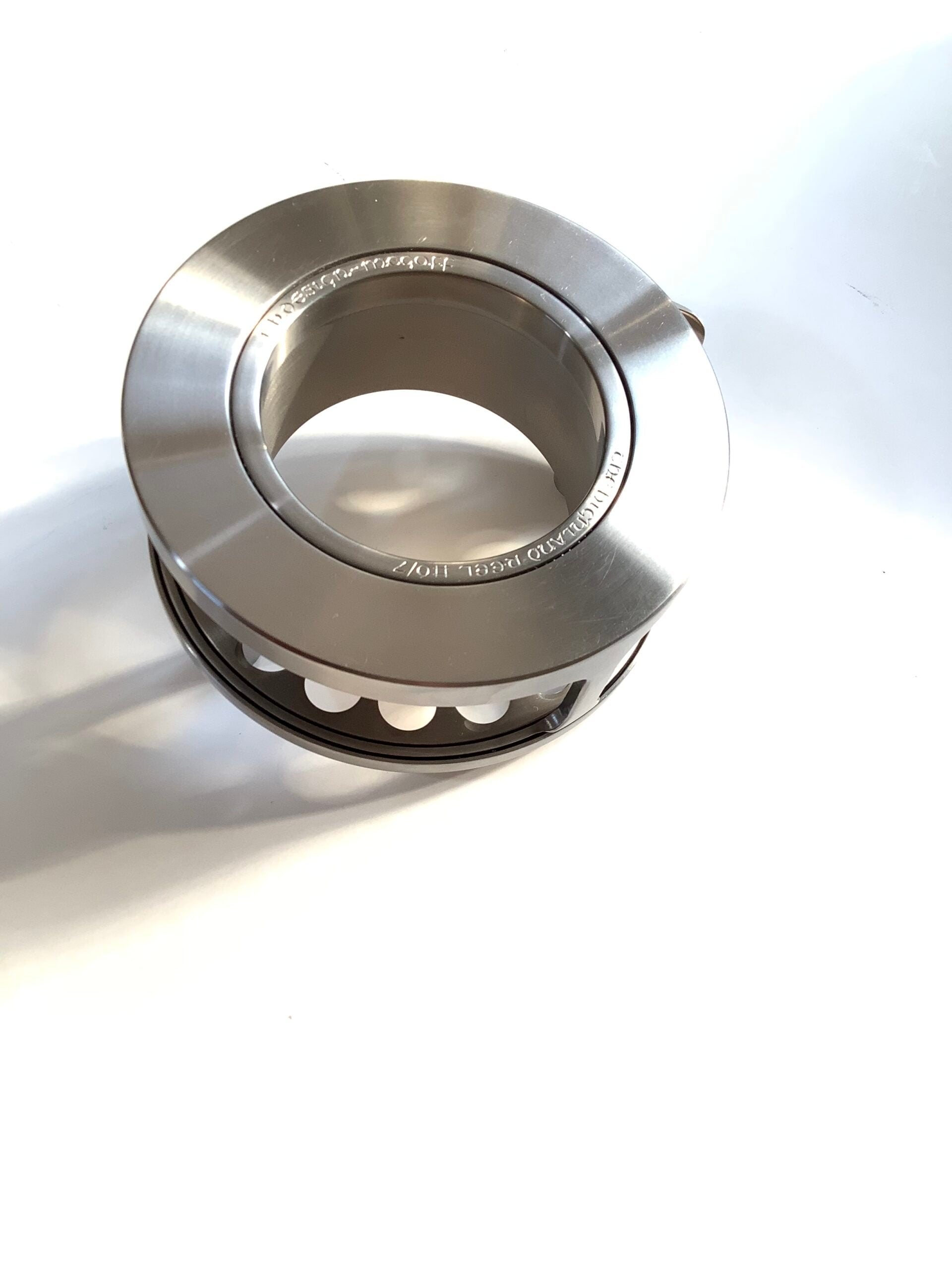 Rare L.H.DESIGN “ The HIGHLANDER “ TITANIUM Hubless FLY REEL Superb..