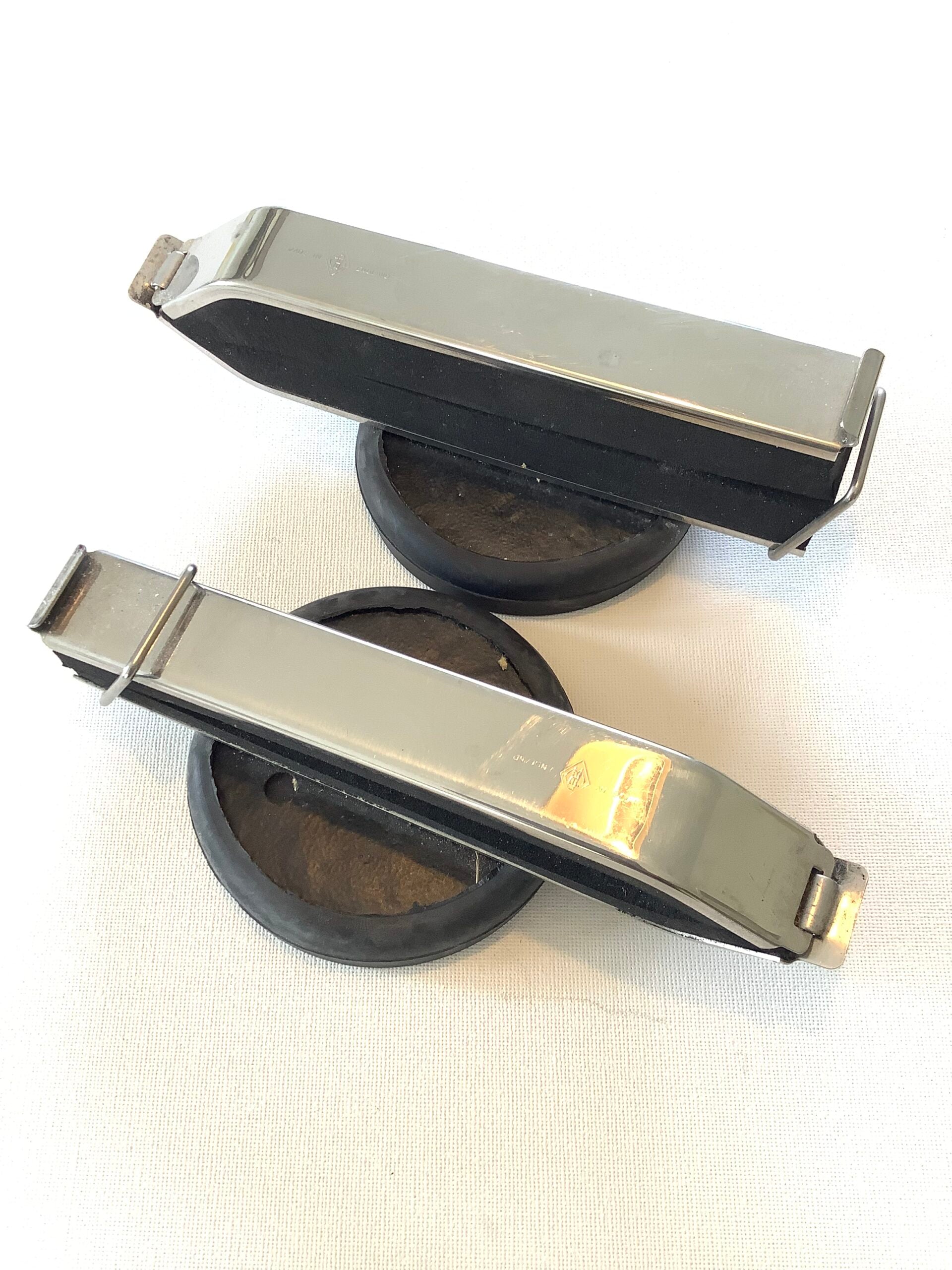 New unused Richard Wheatley Magnetic rod Carriers