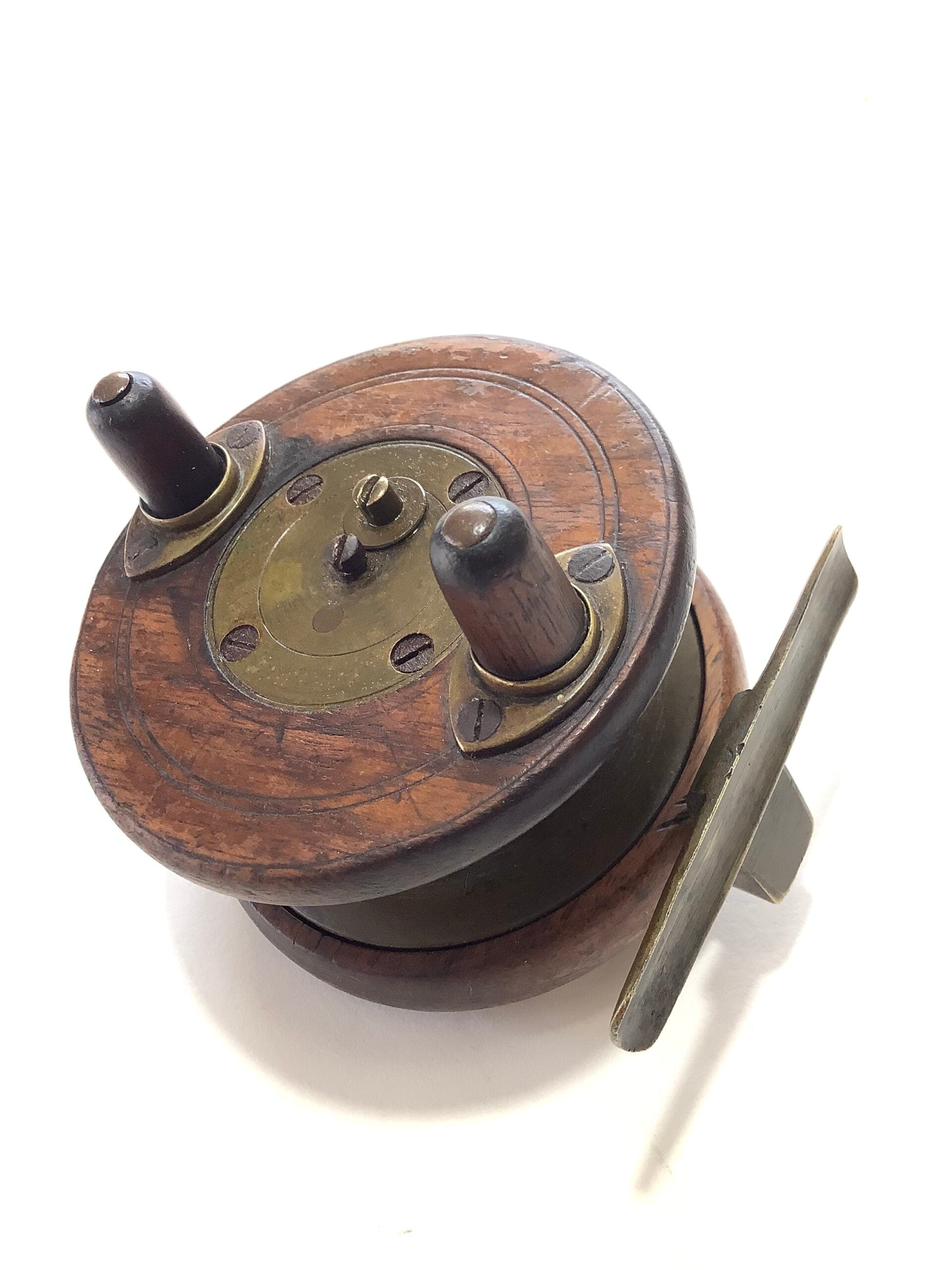 Antique Slater Latch 3” Centrepin Reel