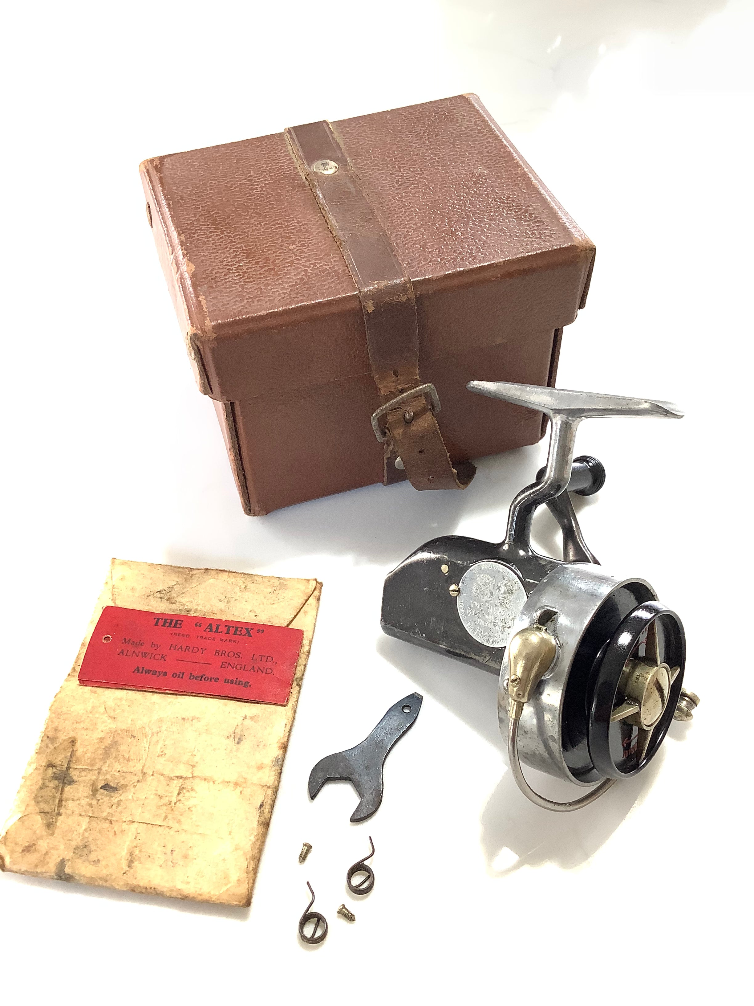 Antique Hardy Bros No 1 MKII ALTEX Fixed Spool Reel Antique Vintage Antique Hardy Bros No 1 MKII ALTEX Fixed Spool Reel Antique Vintage