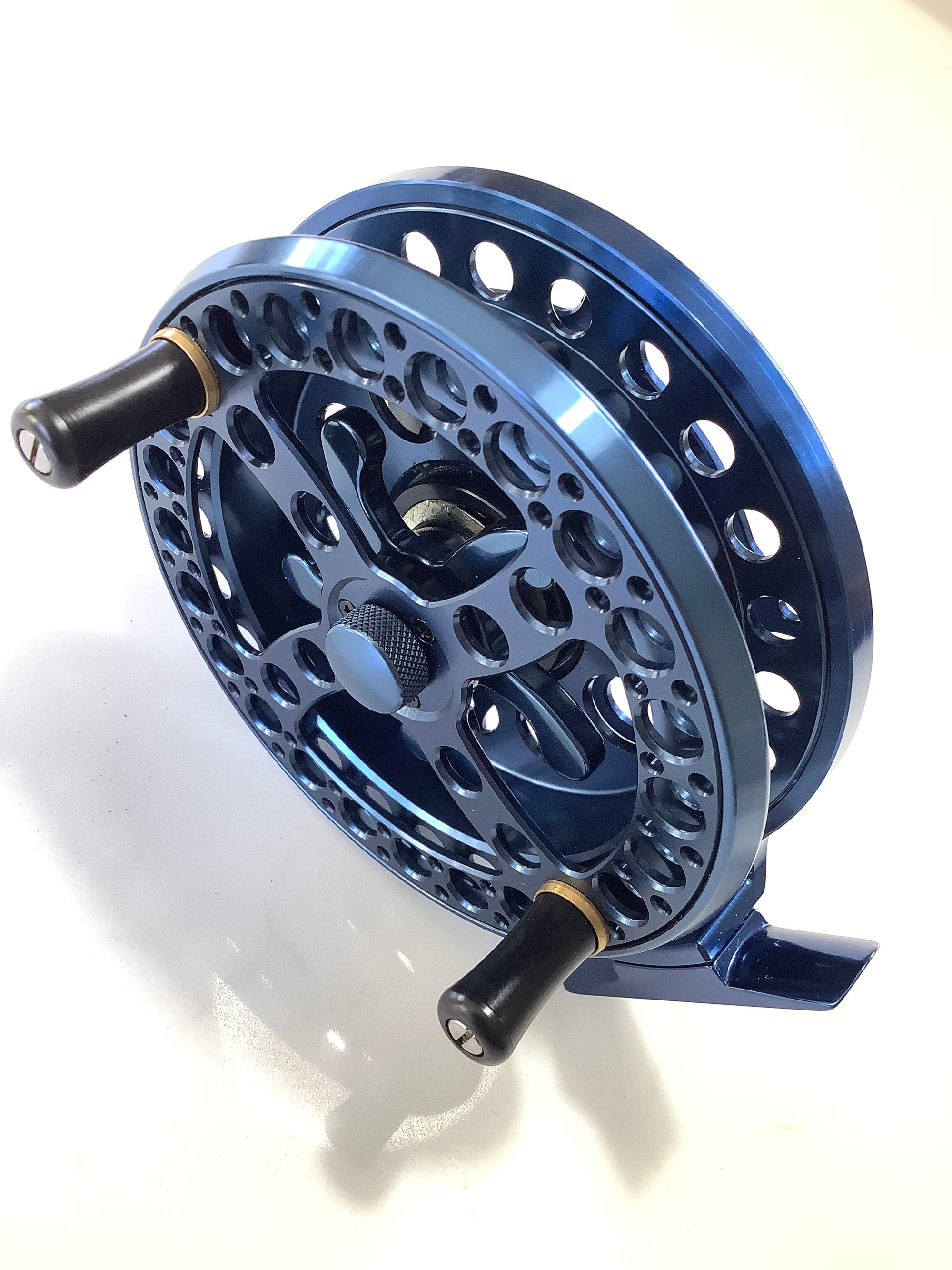 NEW unused OKUMA TRENT Centrepin