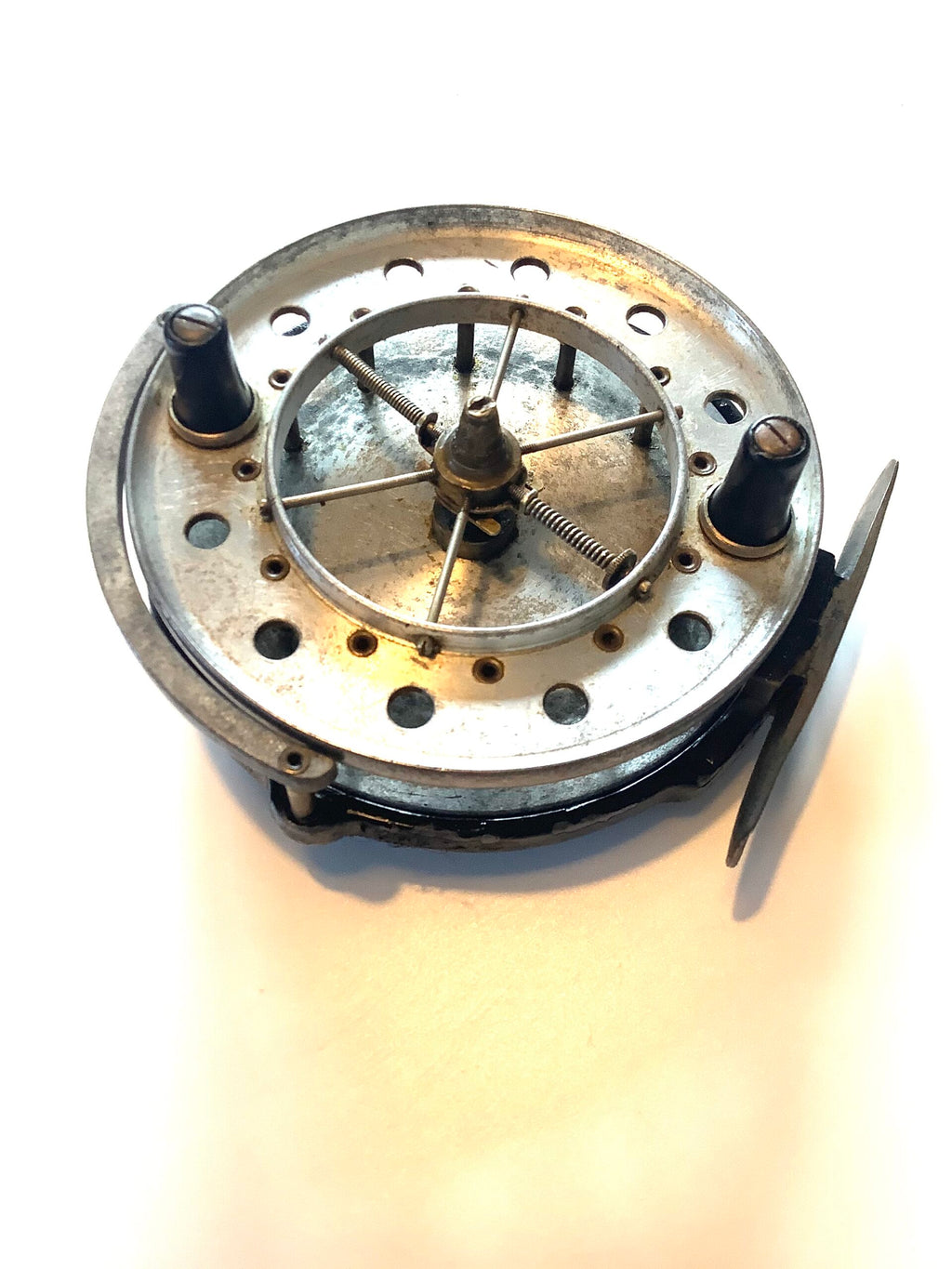 A Rare Allcock Model 9053-T1 “ Match” Aerial 4” diameter