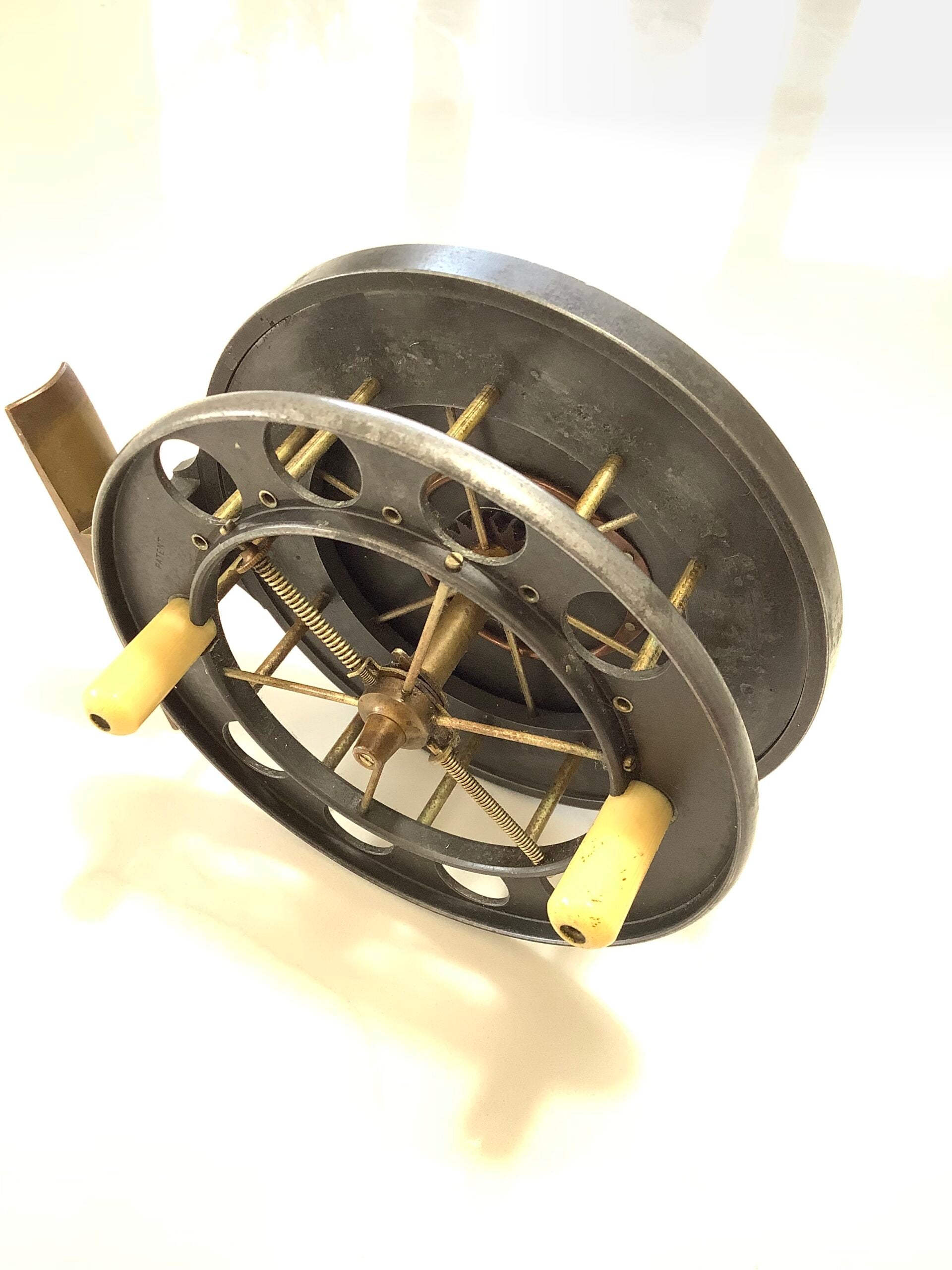 Rare Antique.G.LITTLE of LONDON  Allcocks Aerial Centrepin