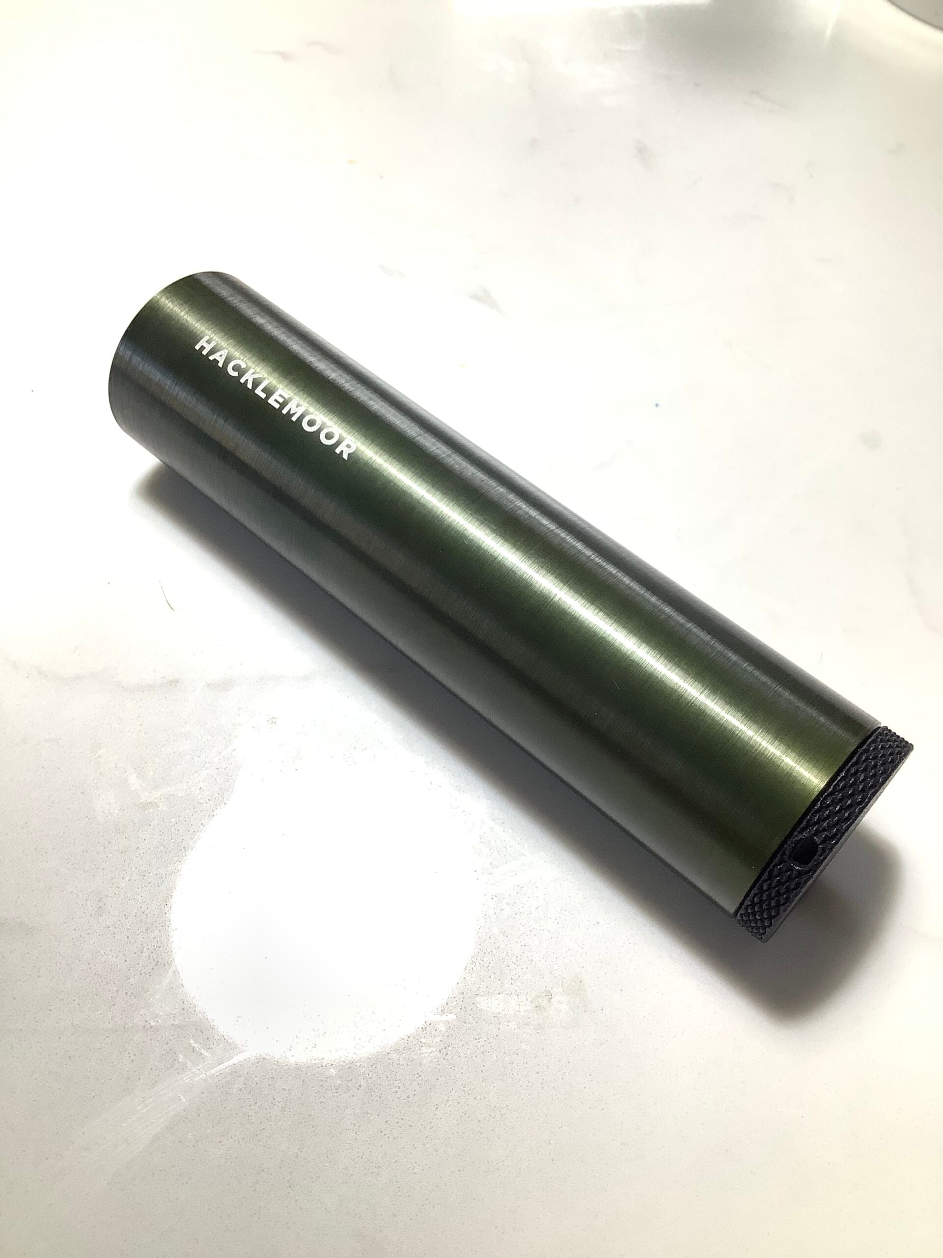 New concept HACKLEMOOR Fly Holder with Flies