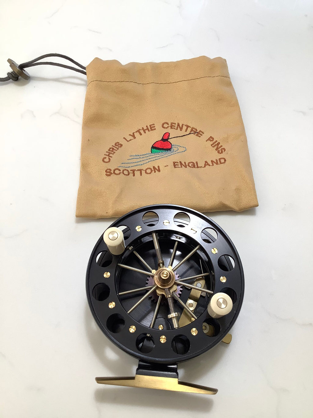 Very RARE SIZE Chris Lythe Mint unused The “ROACH TROTTER”Centrepin 3 3/4 with side check lever