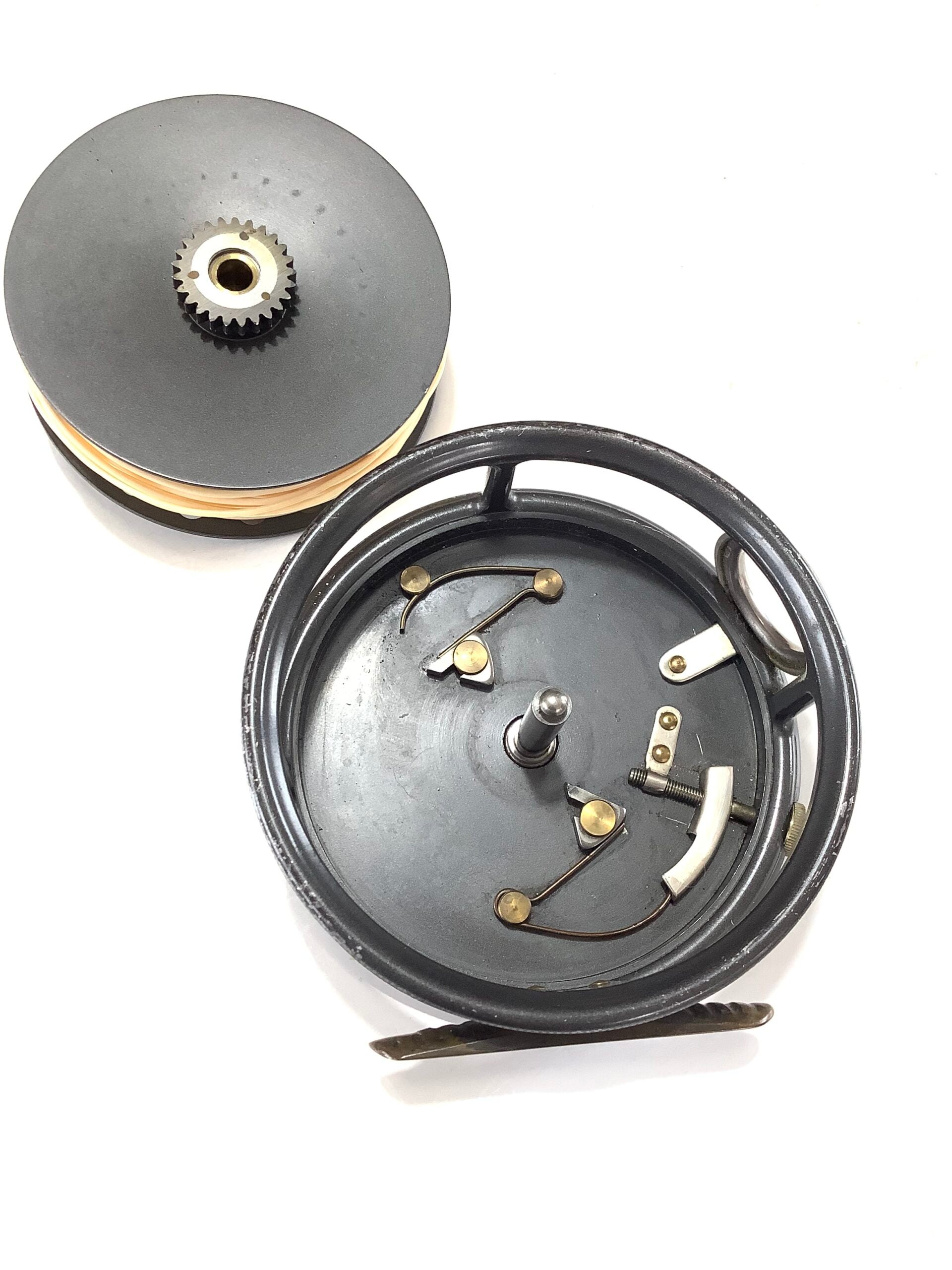 Left Hand Wind HARDY BROS St.George Fly Reel