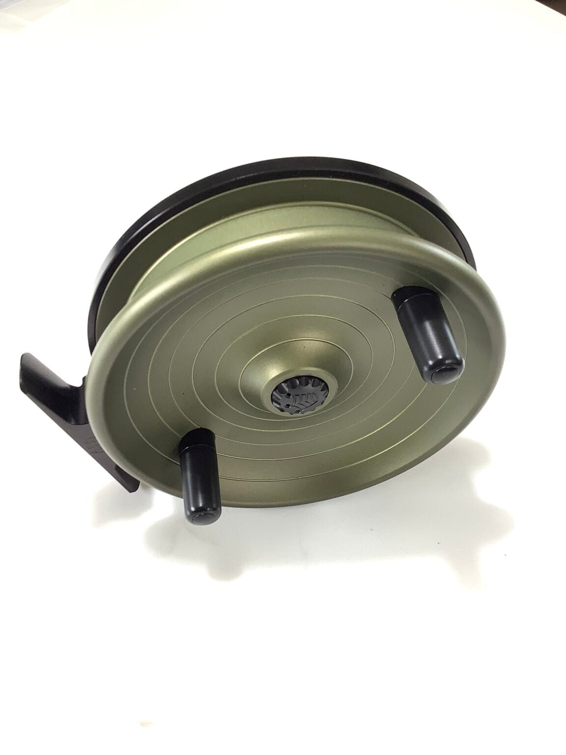 New KINGPIN Centrepin 4.25”