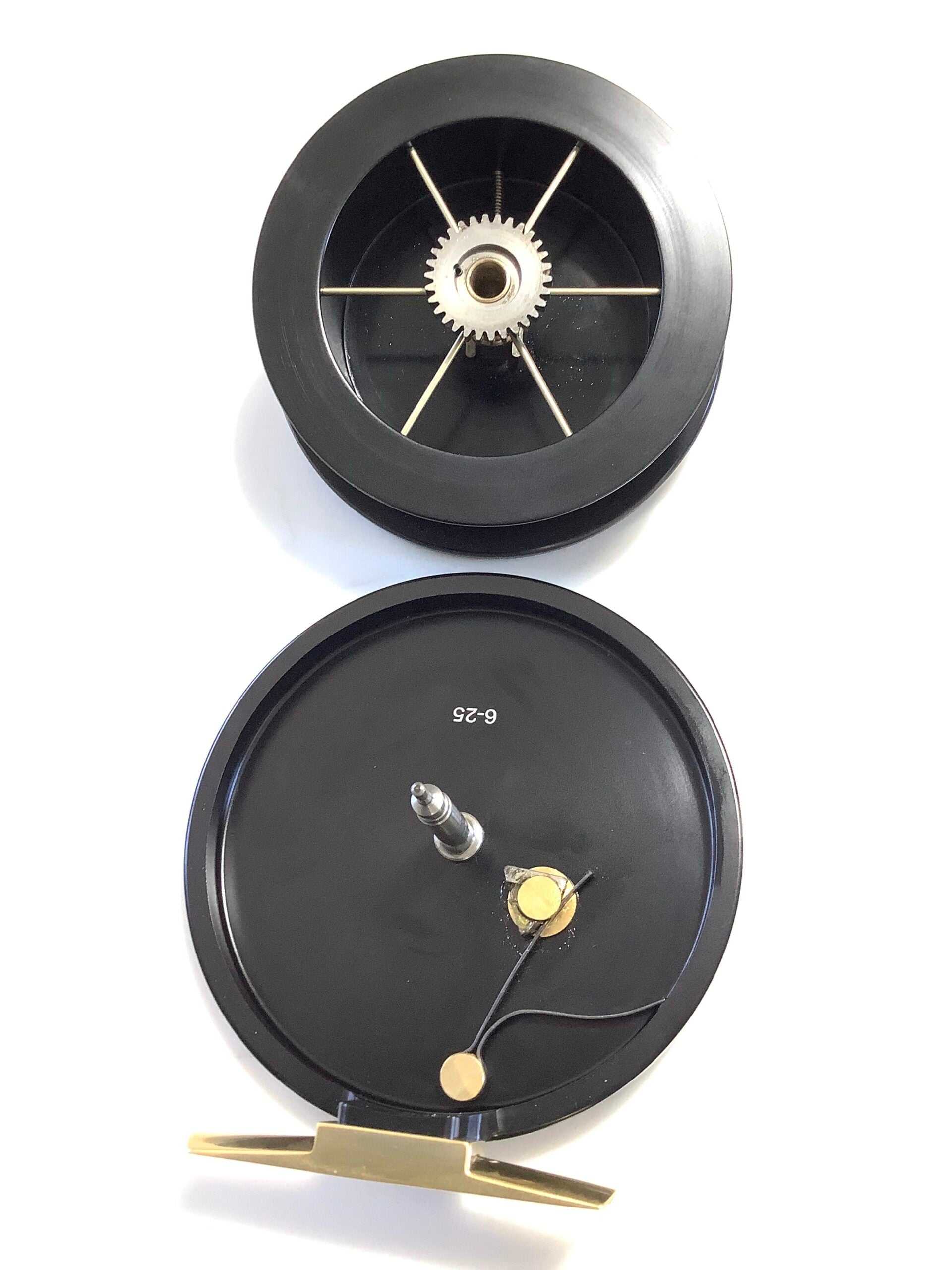 Limited Edition Mill Tackle Reel Co “ PATTERN 9” Centrepin