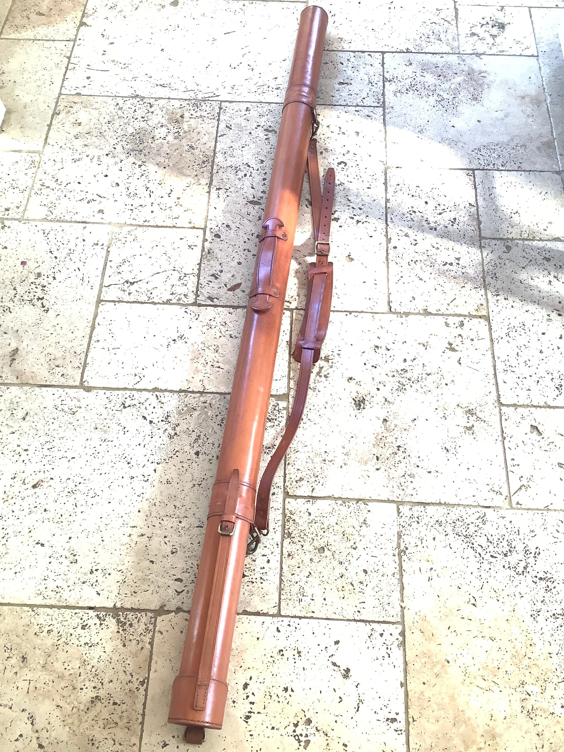 A BRETT PARSONS High Quality Hand Made full length Bridal Leather Rod Carrier