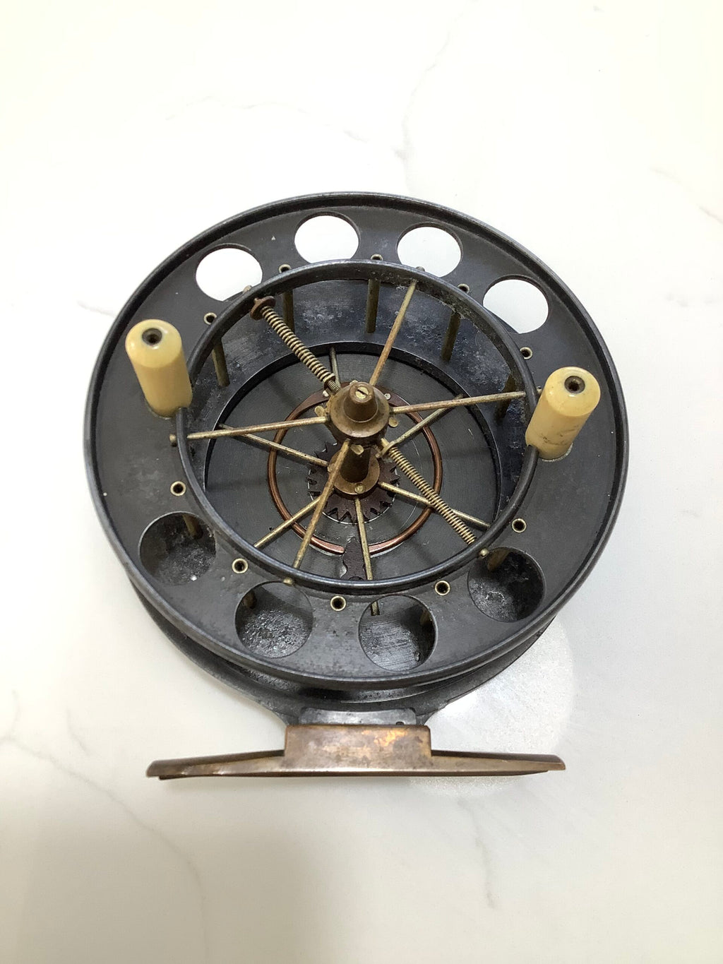 Rare Antique.G.LITTLE of LONDON  Allcocks Aerial Centrepin