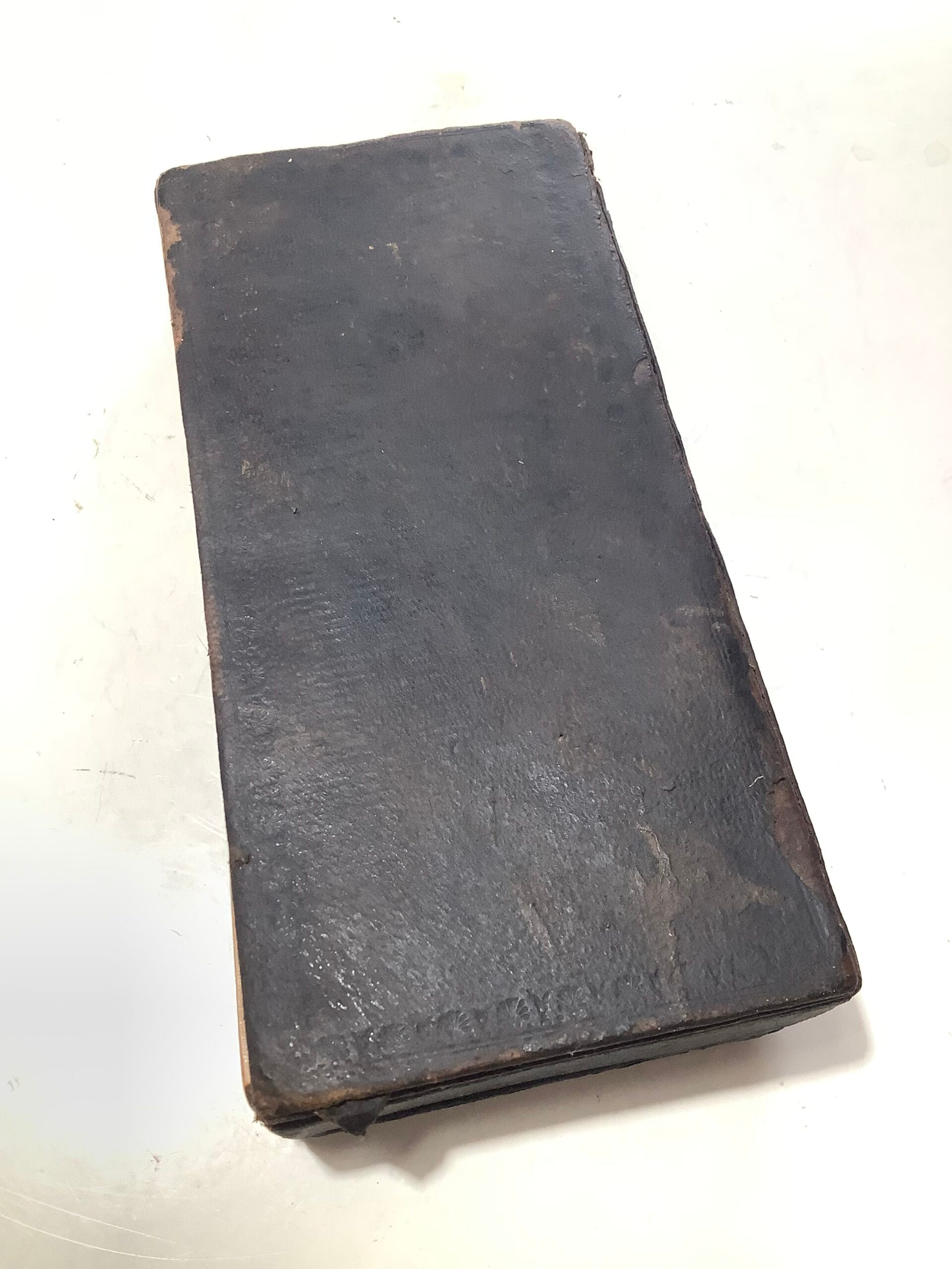 Very Rare Antique circa .1800s LONDON TAPER QUILL  Float Winder with Leather Case/Wallet