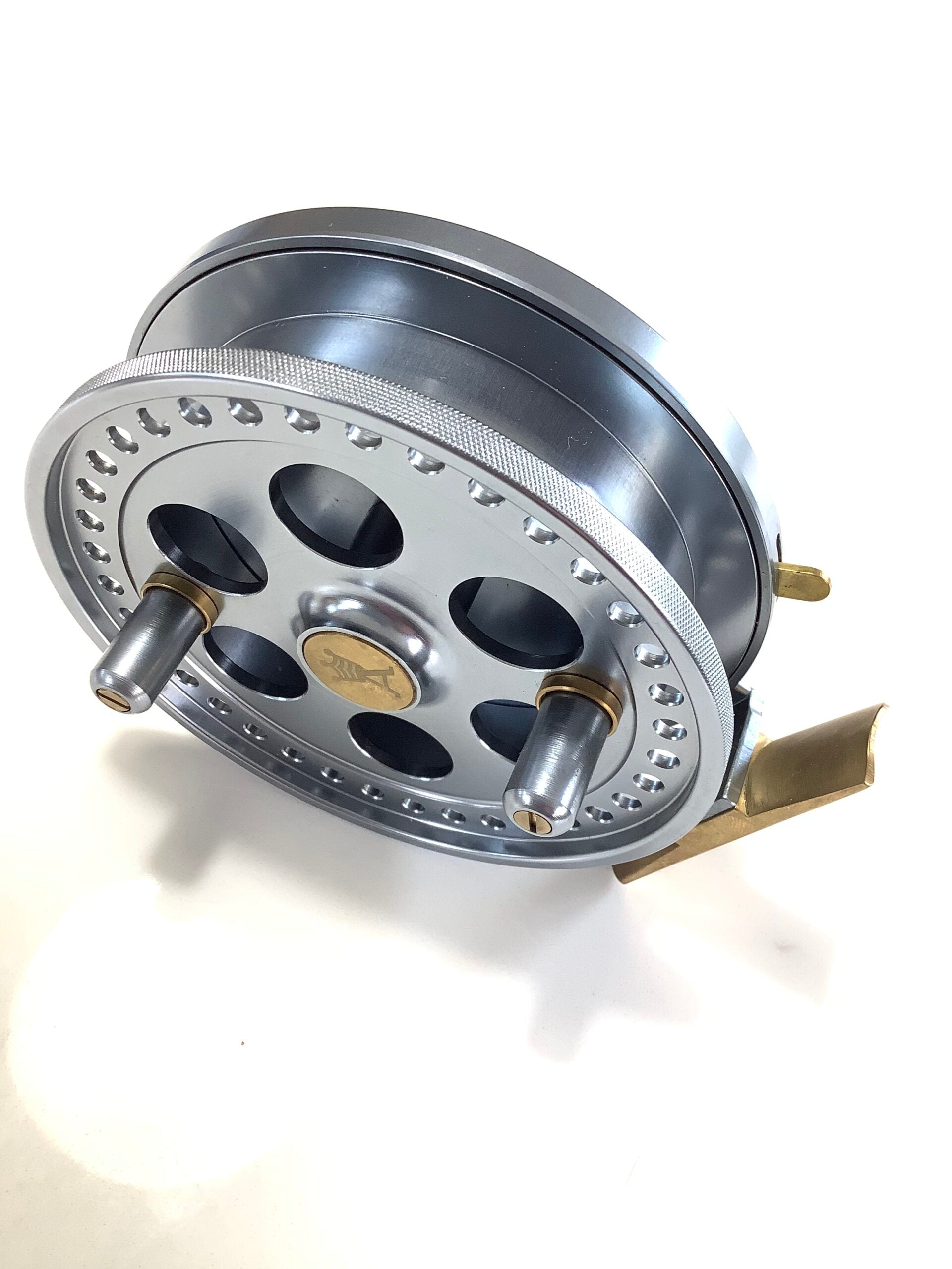 Mint unused ARNOLD KINGPIN 4 1/2” Centrepin