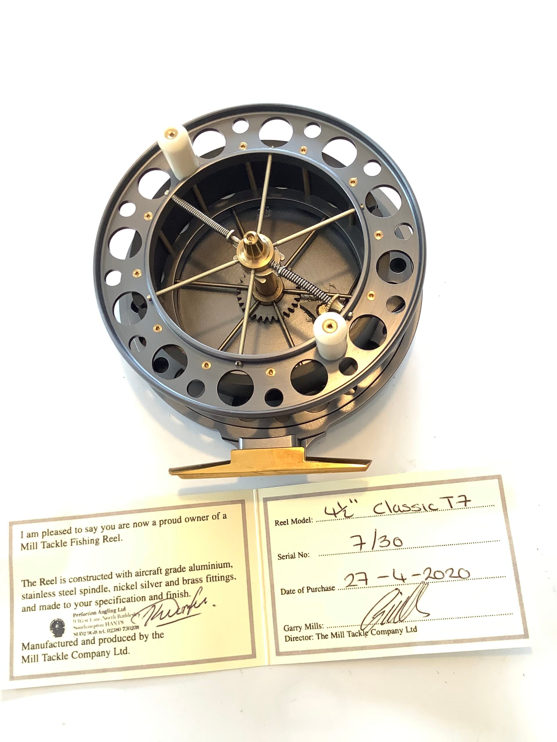 New Garry Mills “ Classic Perfection “ T7 4 1/2” Centrepin Reel