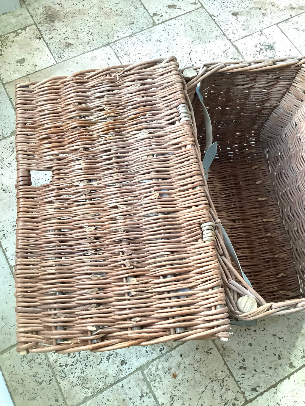 Large Heavy Duty Hand Made Fisherman’s Seat Basket