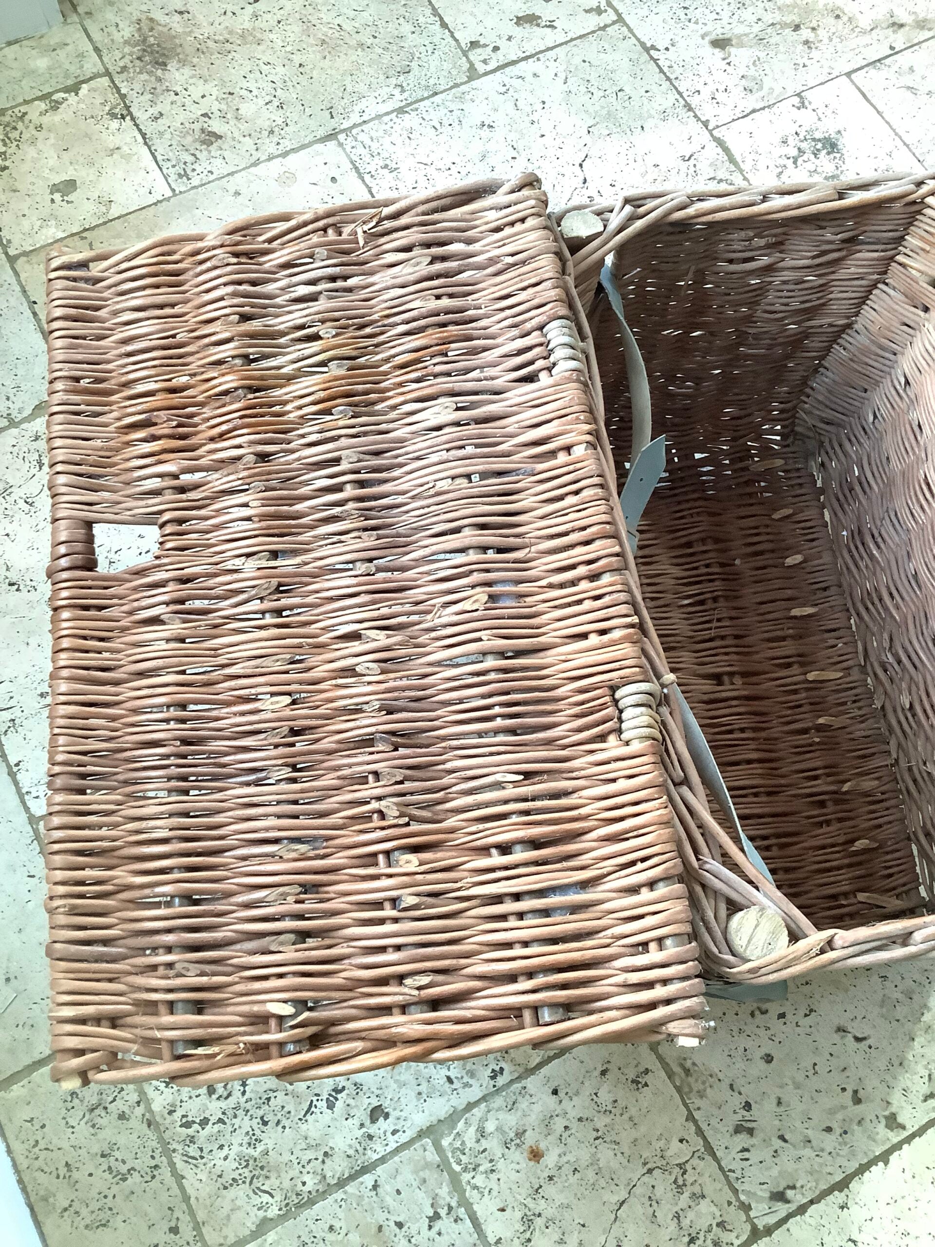 Large Heavy Duty Hand Made Fisherman’s Seat Basket