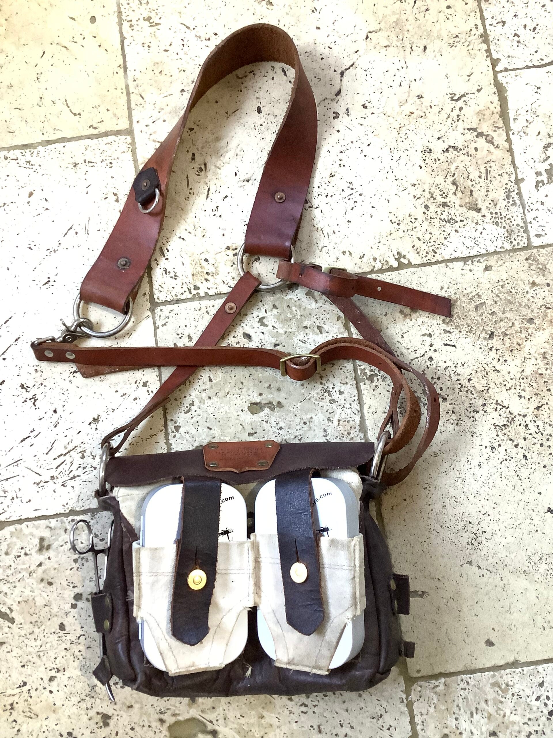 HIGH QUALITY GOERTZEN FLY FISHERMANS CARRYALL BAG