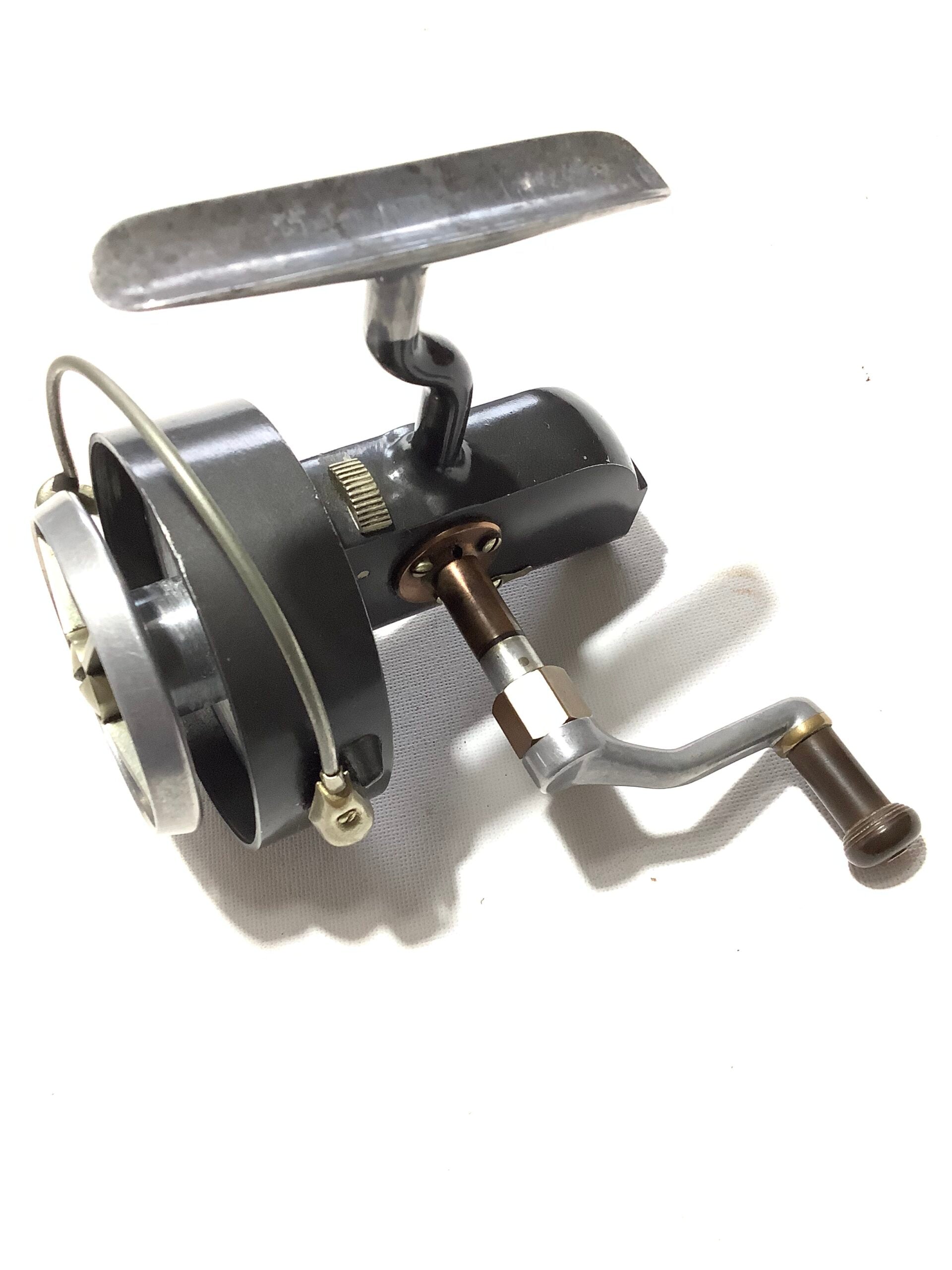 Vintage HARDY BROS No.3 ALTEX REEL with Box Tools