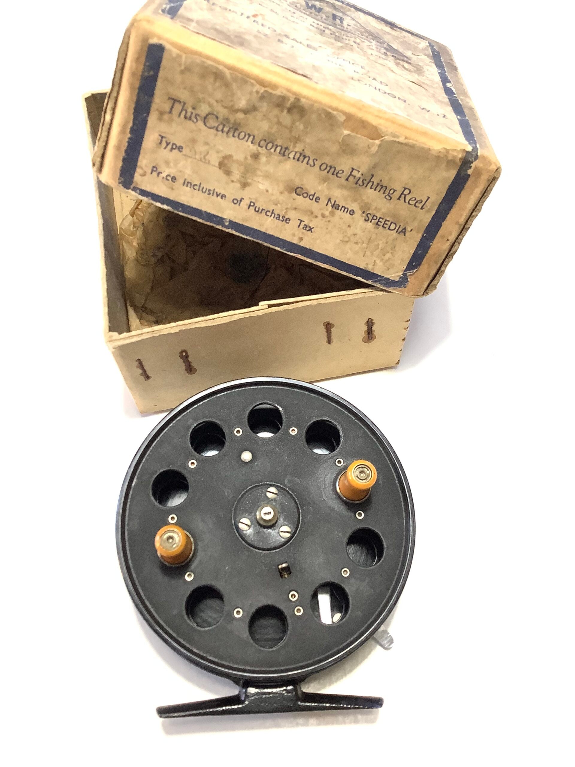 Vintage “SPEEDIA”Boxed Centrepin