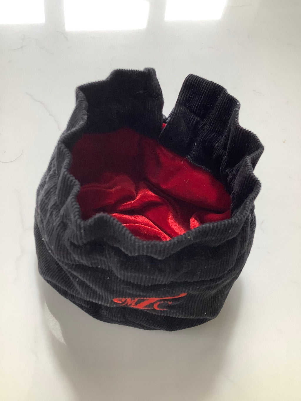 GARRY MILLS Cordaroy red velvet line Pokey bag for Centrepin upto 4 1/2”