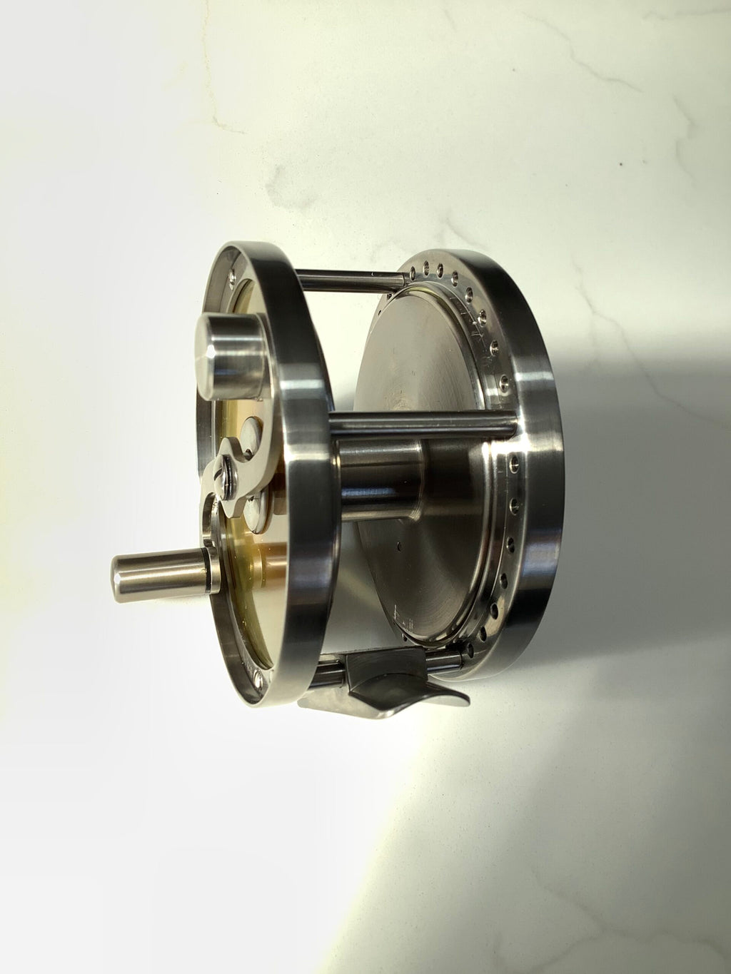 Scarce L.H.DESIGN Titanium Five Pillar AMBER TROUT Fly Reel