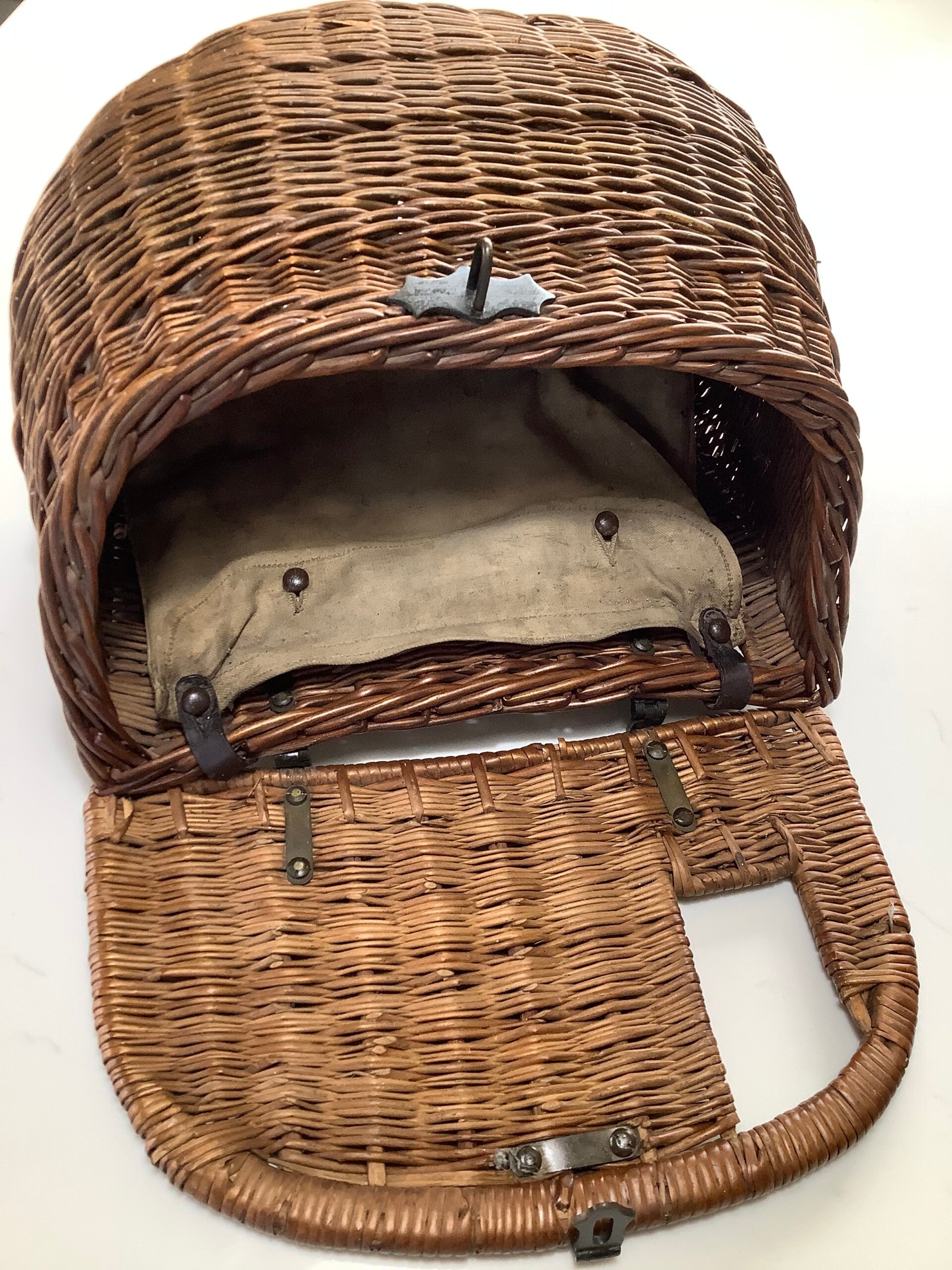 Antique FARLOWS of Pall Mall Fishermans Creel with very rare original internal hold-all