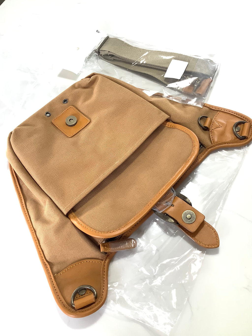 NEW unused R.L.WINSTON Rod Company Leather Canvas Hold-all