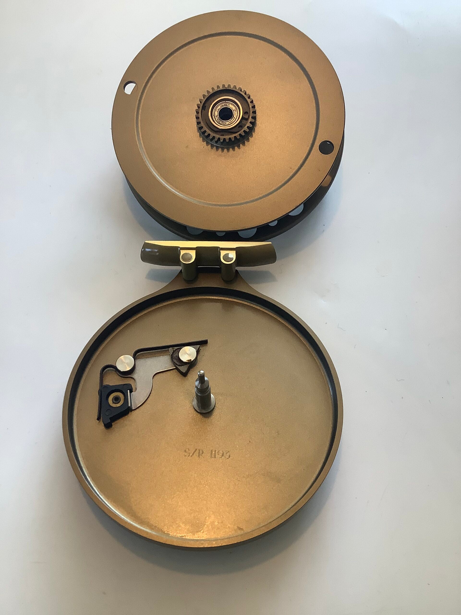 Mint unused J.W Young Purist 2040 Centrepin Reel Made in 1995