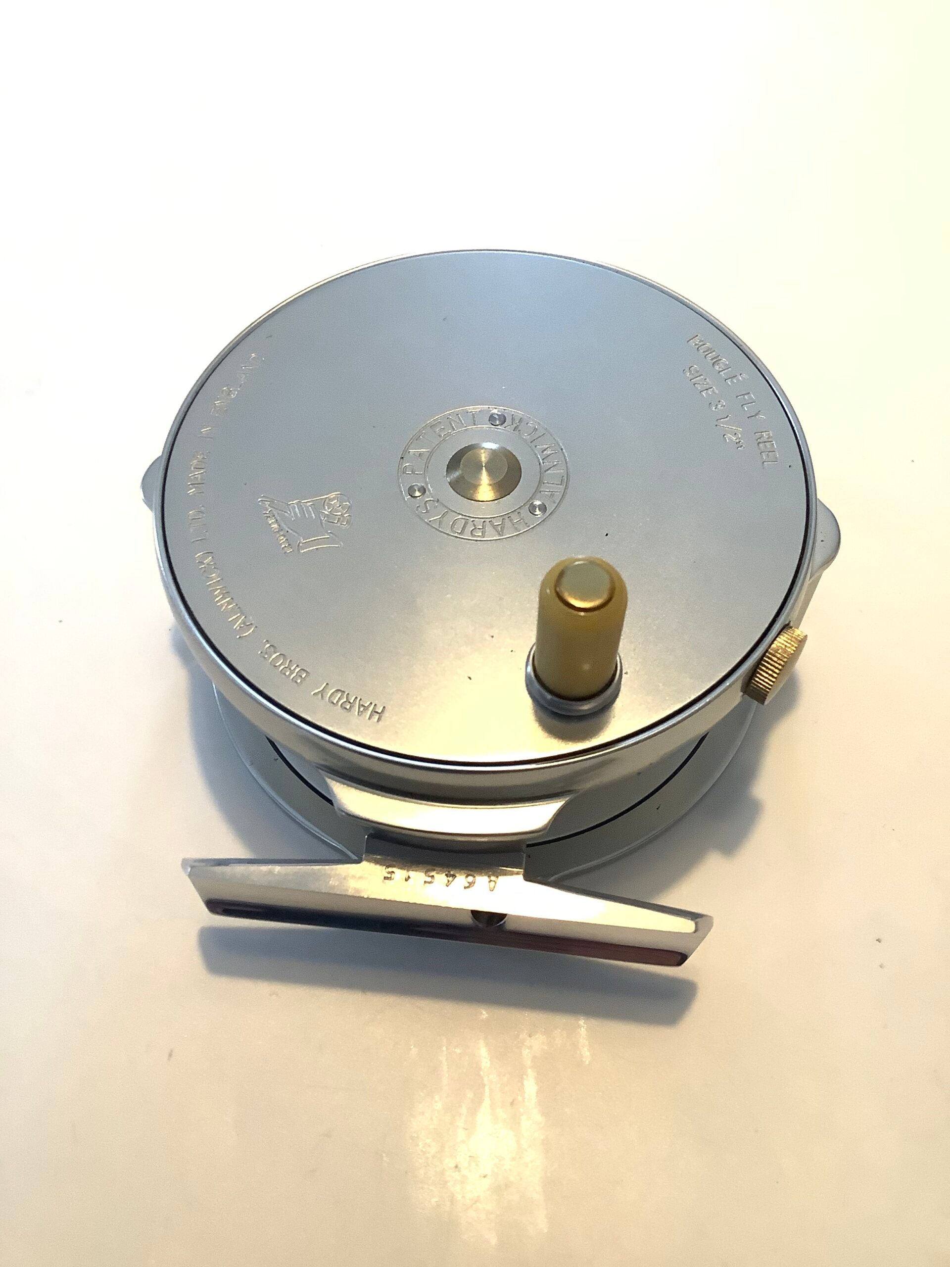 New mint a Hardy Bros Heritage Bougle 31/2” Fly Reel