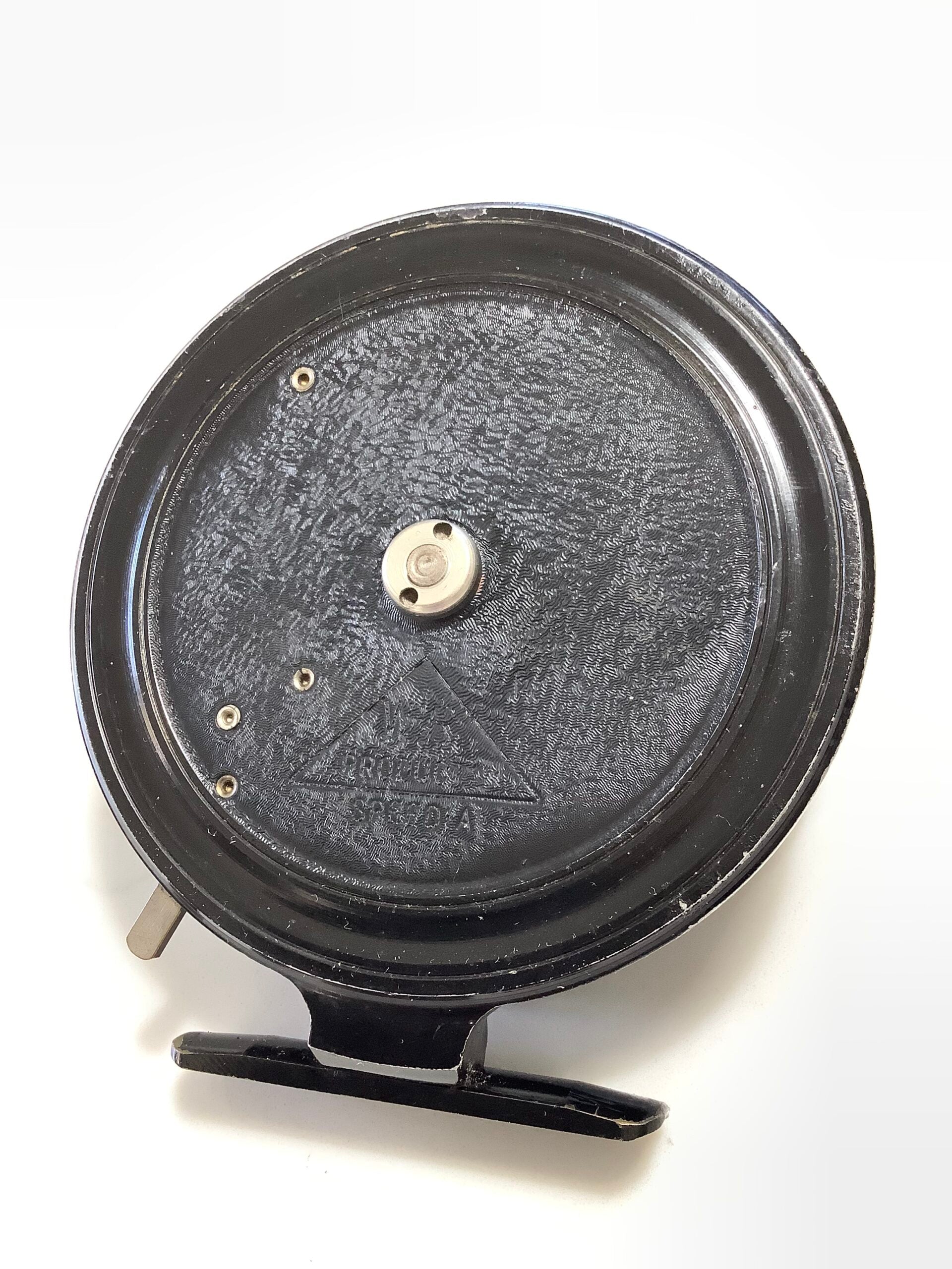 Vintage First Model SPEEDIA Centrepin 4”