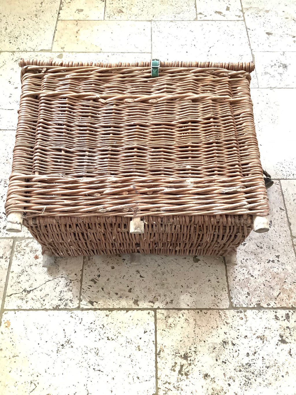 Large Heavy Duty Hand Made Fisherman’s Seat Basket
