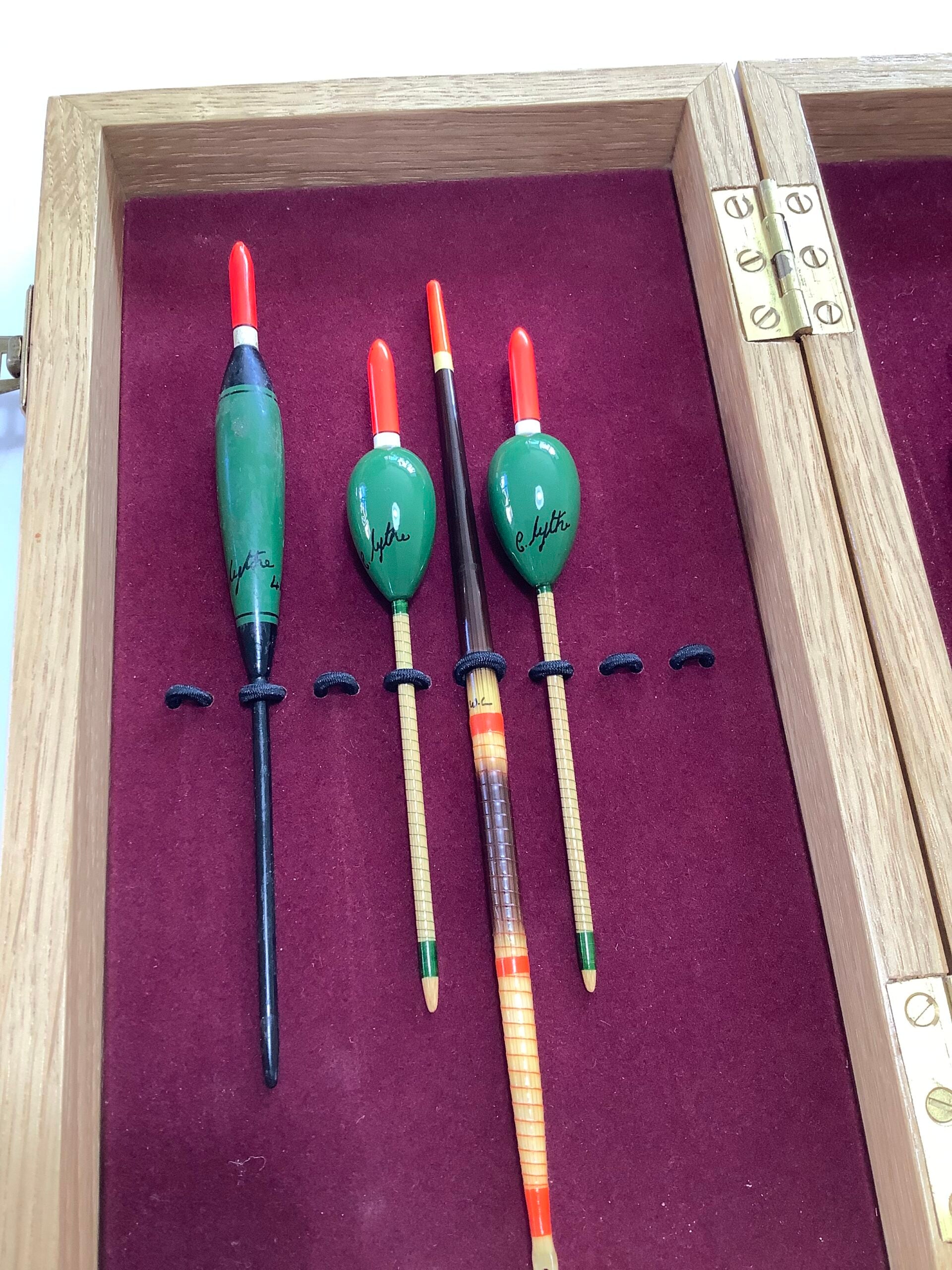 Rare Chris Lythe Presentation Float case with Floats