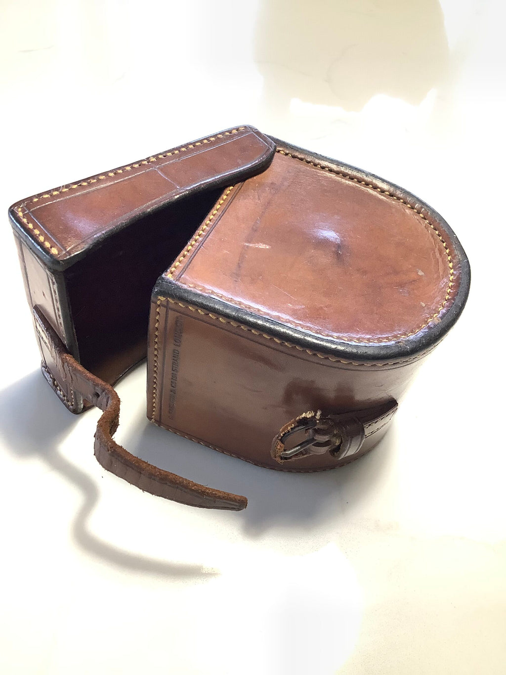 Antique Block Leather Reel case by FARLOWS PALL MALL For 3” Reel