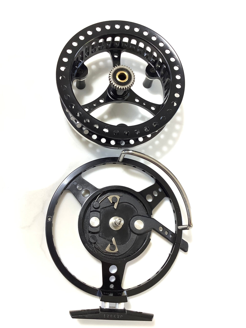 Hardy Bros CONQUEST Black version 4” Centrepin