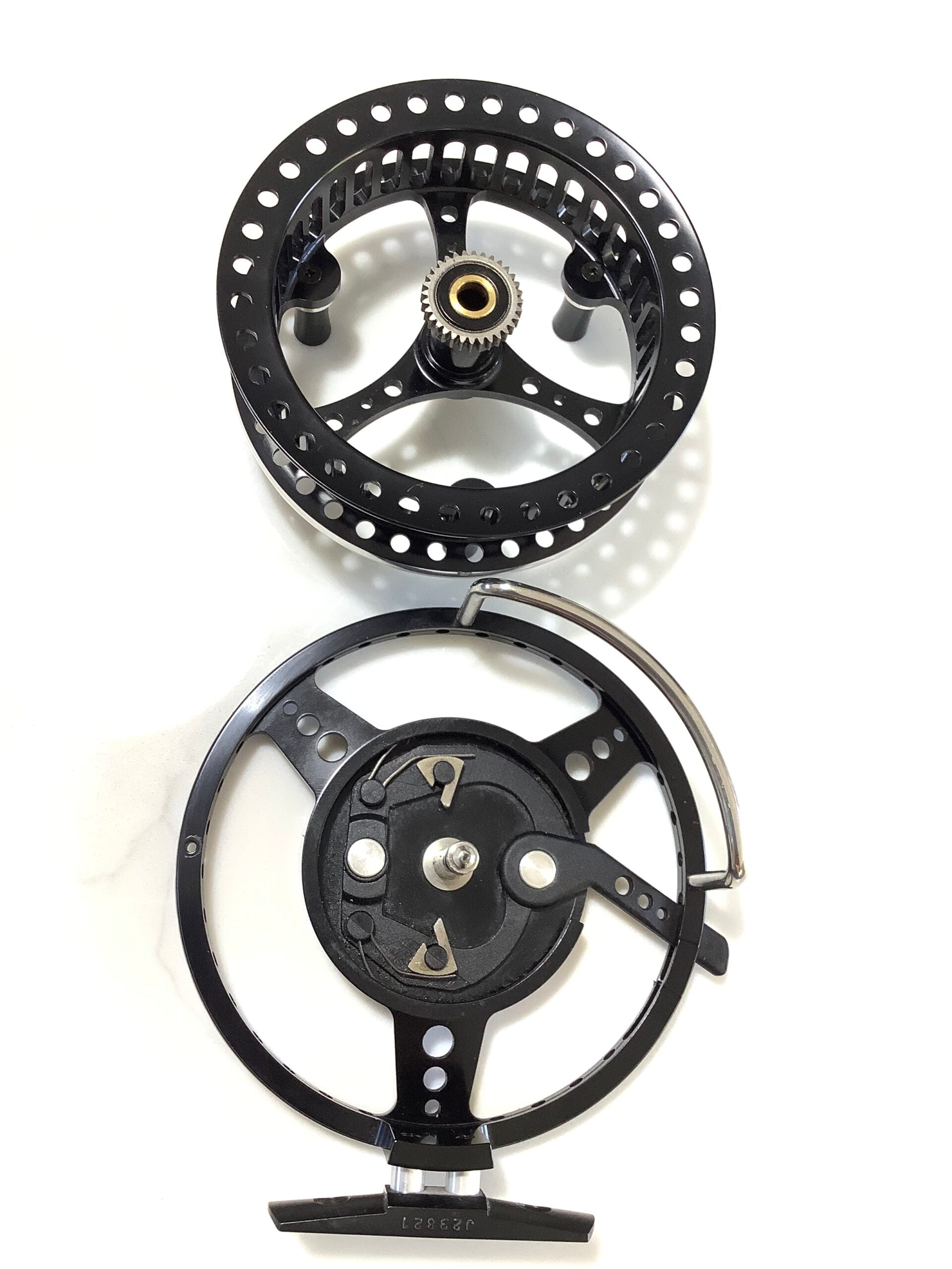 Hardy Bros CONQUEST Black version 4” Centrepin