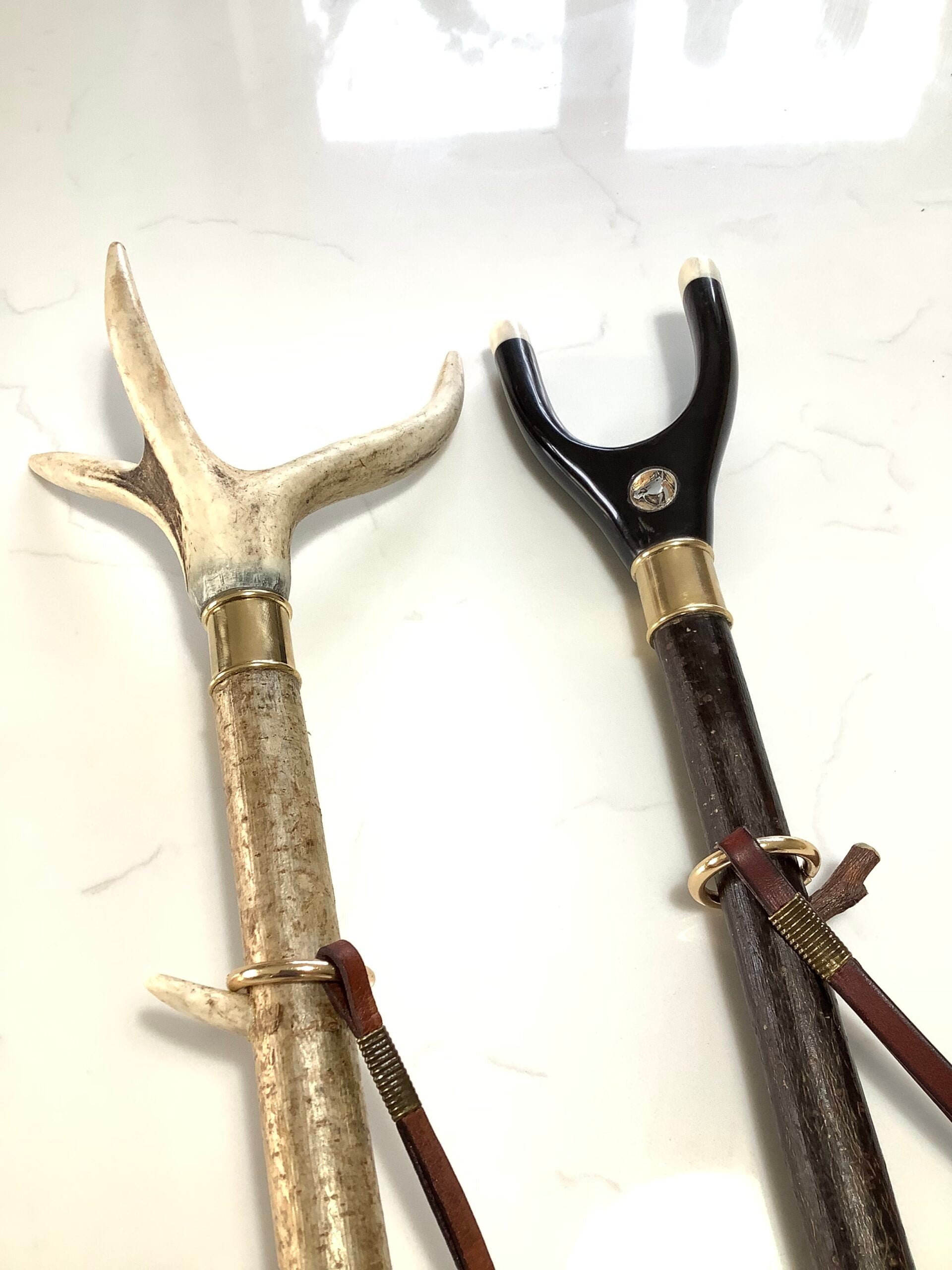 A fine Quality Hand crafted Traditional Polished Buffalo Horn Thumb Stick/Staff