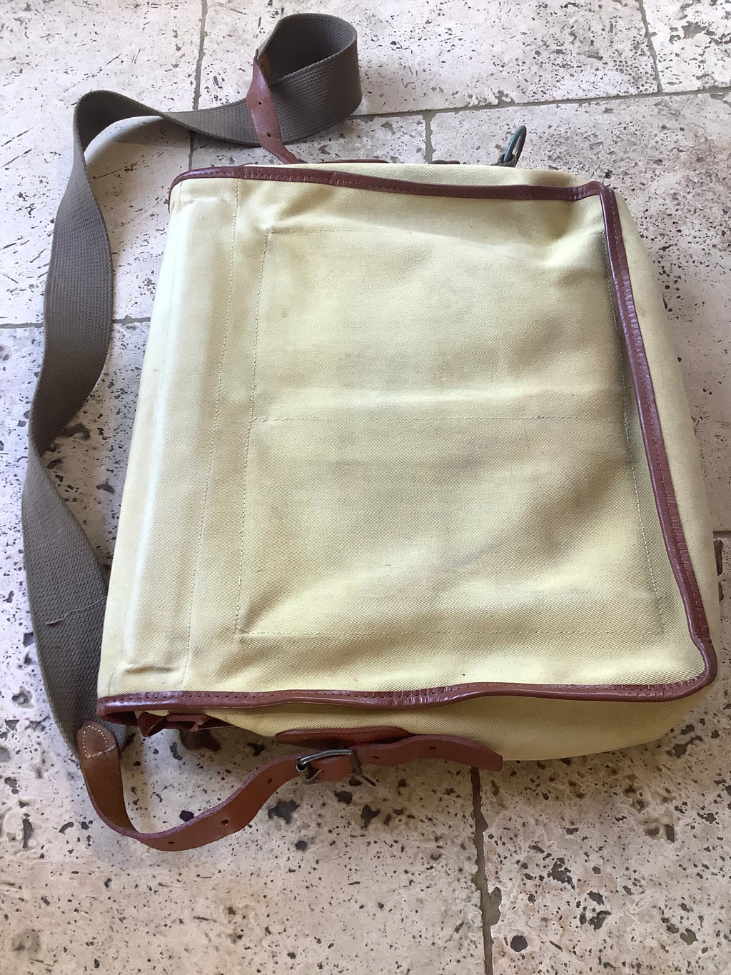 HARDY BROS TROUT FISHERMANS BAG/HOLD-ALL