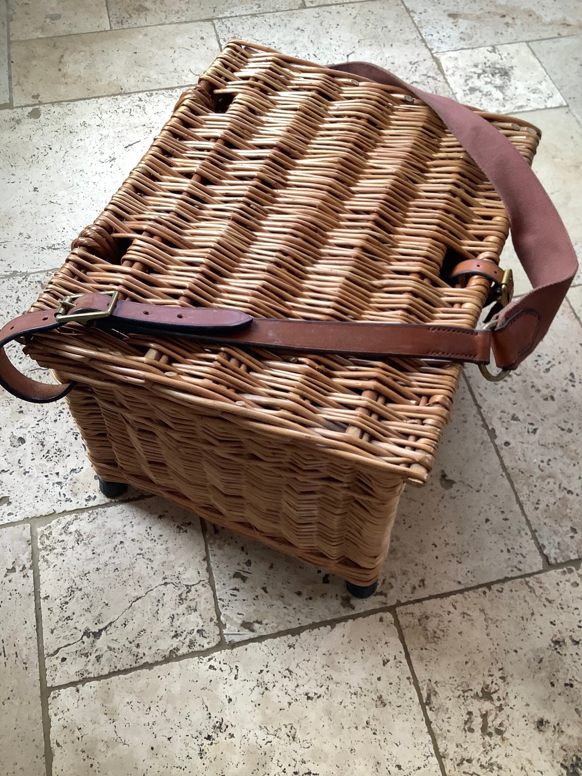 The Norfolk Basket Company Willow Fishing Stool